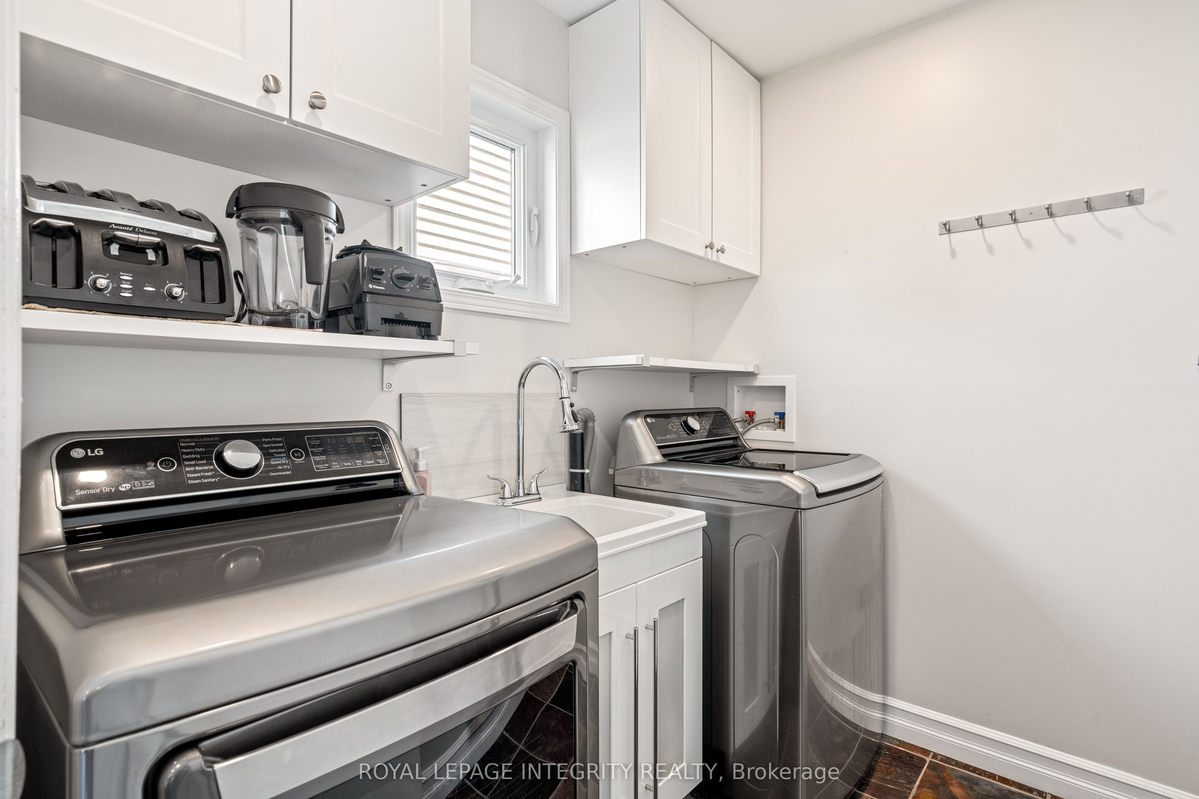 51 Rosegarden Crescent Property Photo 19