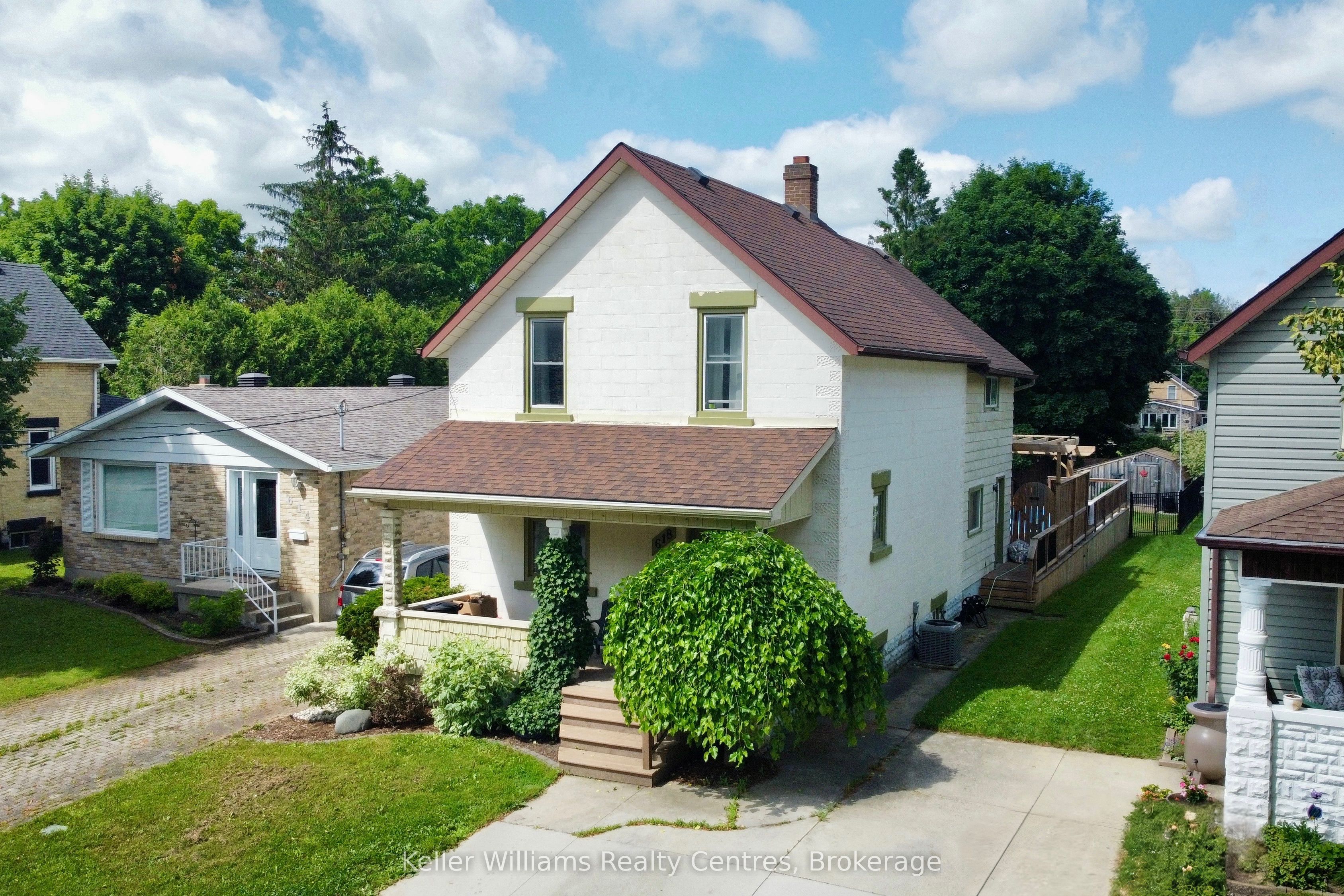 618 8th Avenue Property Photo 1