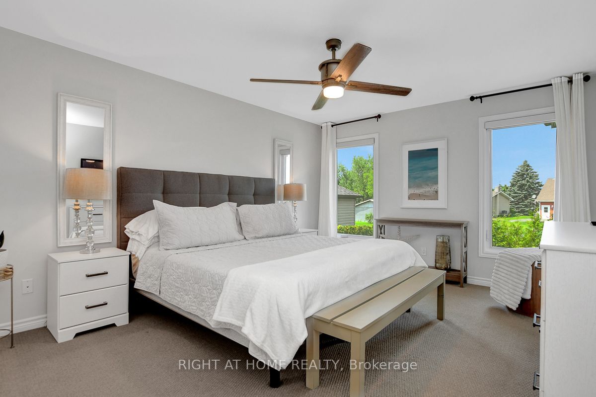 201 Versaille Street Property Photo 21