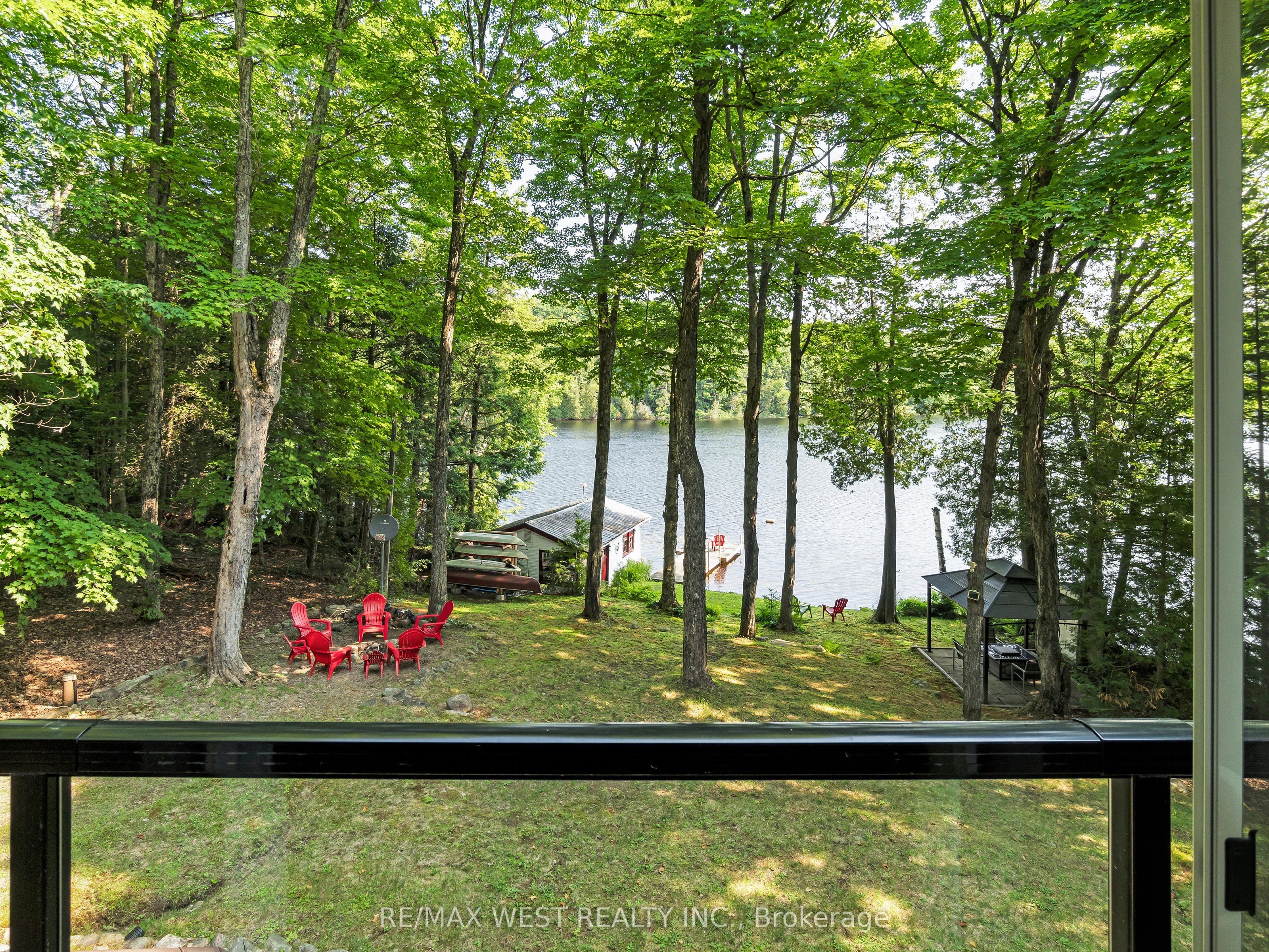 1091 Mcarthur Point Road Property Photo 10