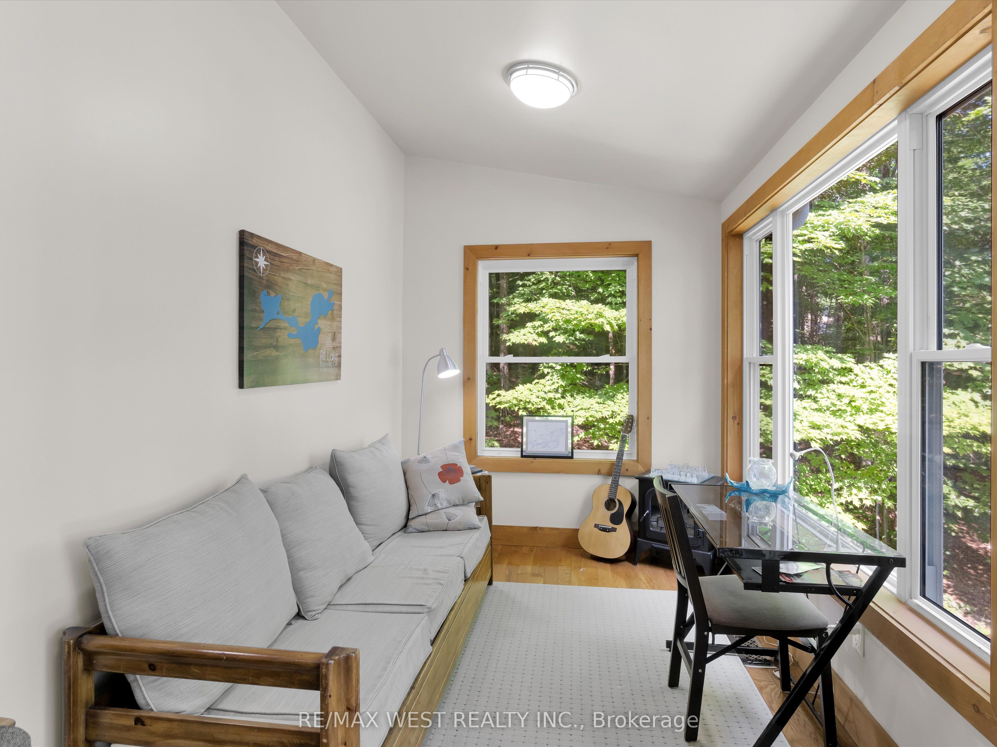 1091 Mcarthur Point Road Property Photo 11