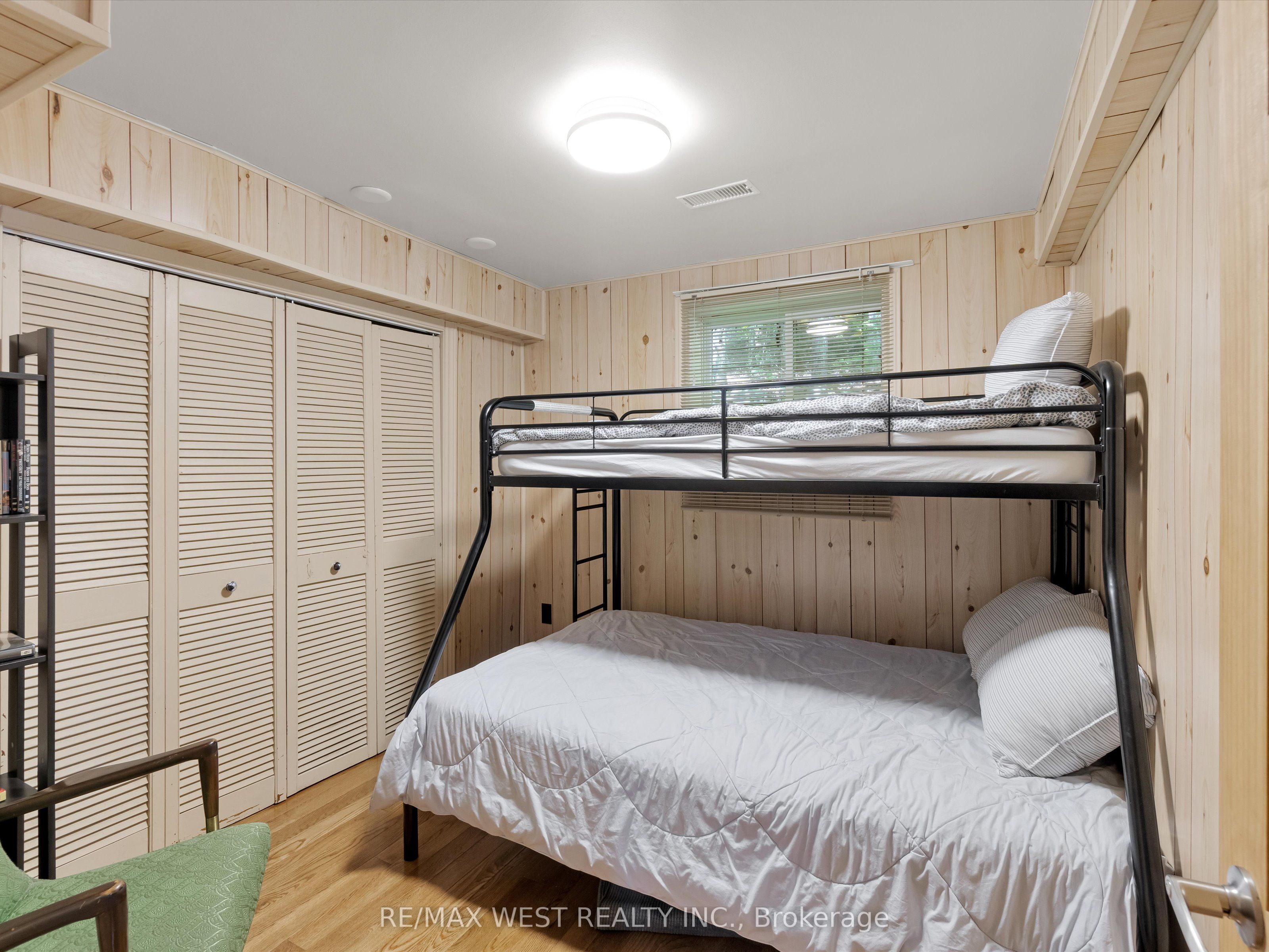 1091 Mcarthur Point Road Property Photo 22