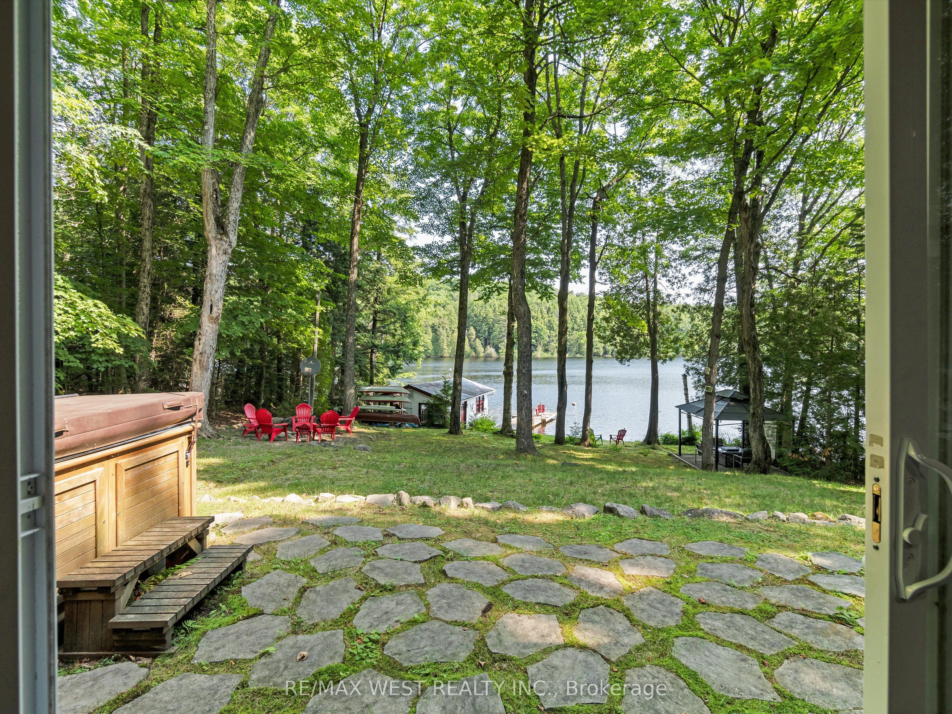 1091 Mcarthur Point Road Property Photo 28