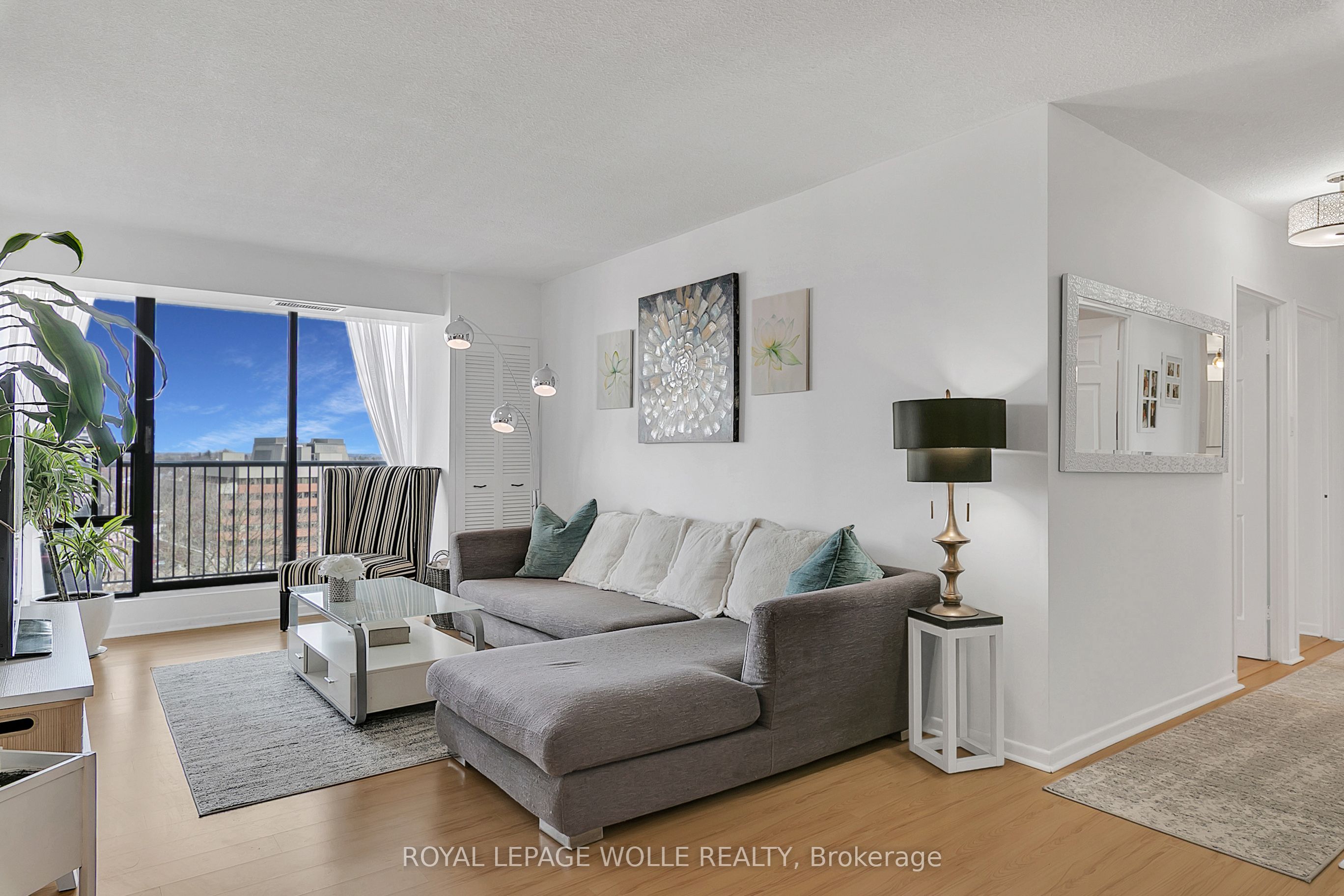 81 Church Street 702 Property Photo 3