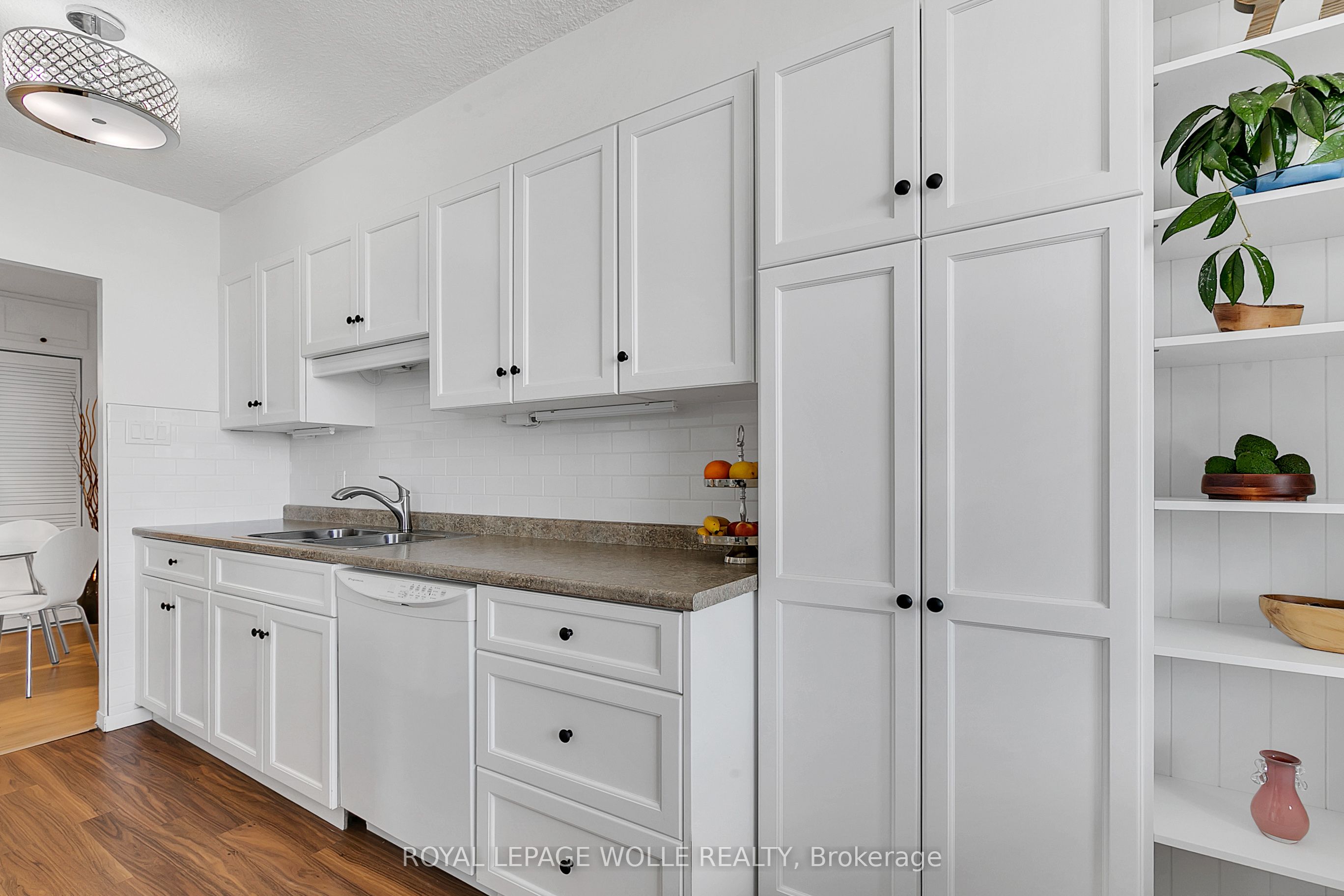 81 Church Street 702 Property Photo 9