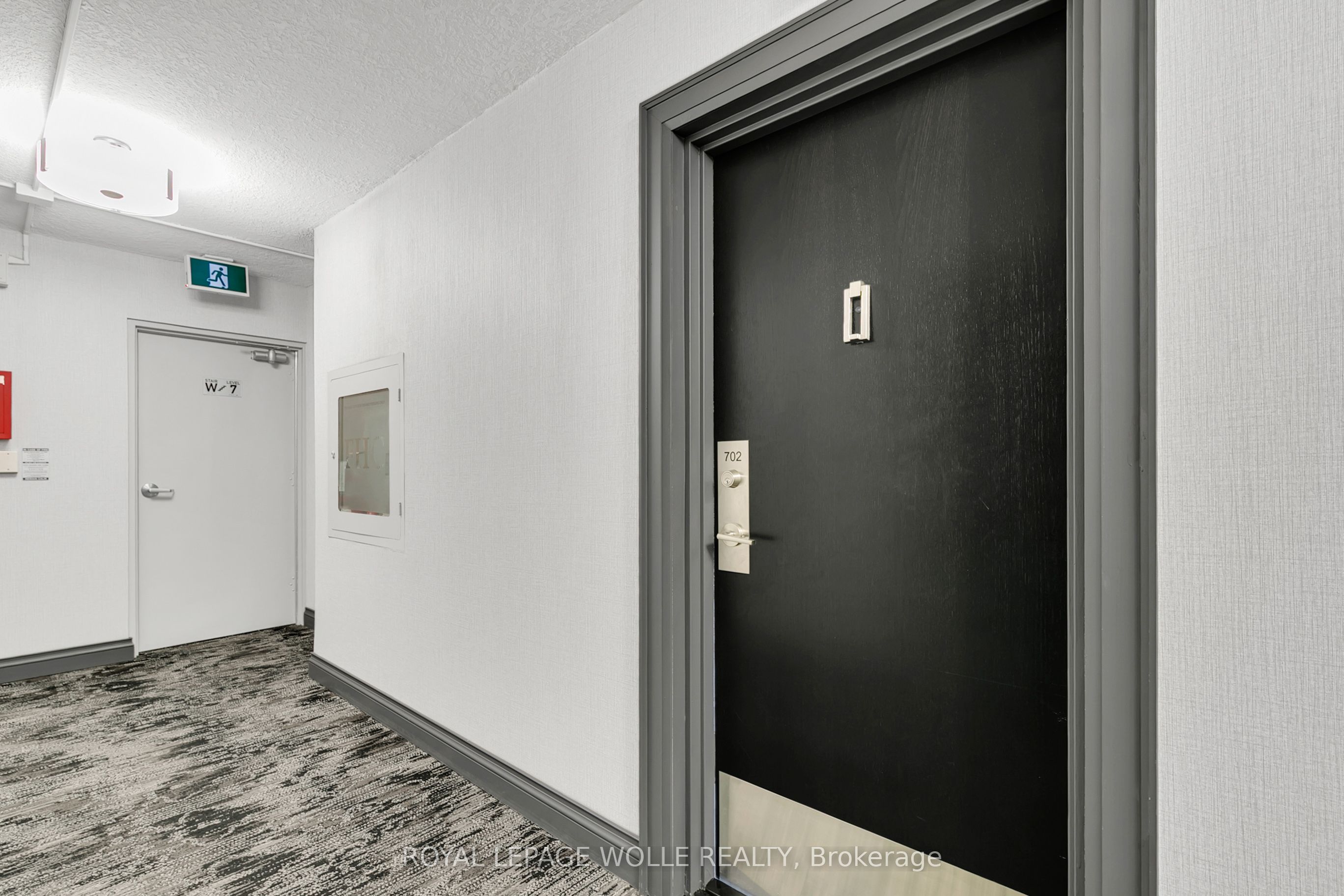 81 Church Street 702 Property Photo 20