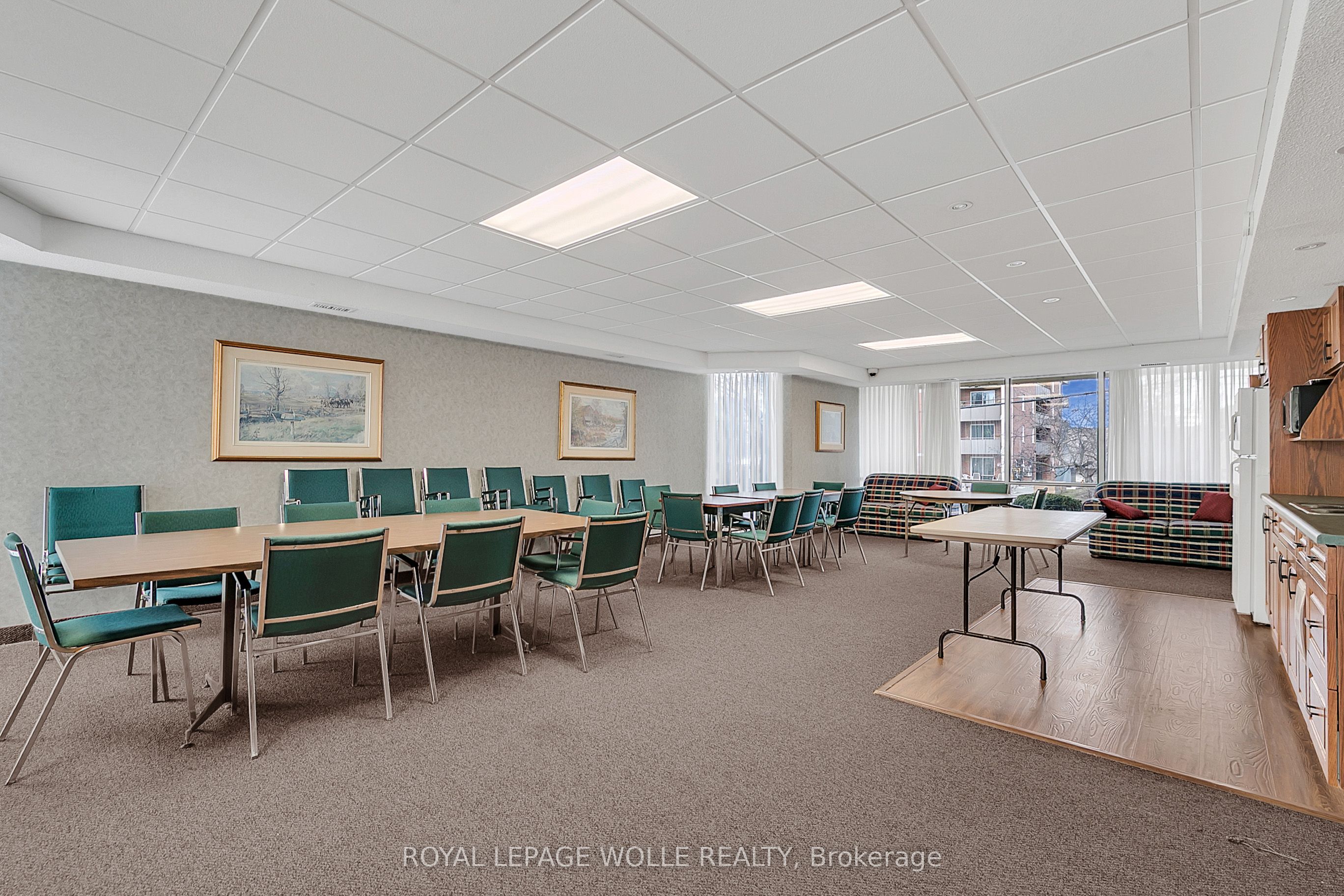 81 Church Street 702 Property Photo 21