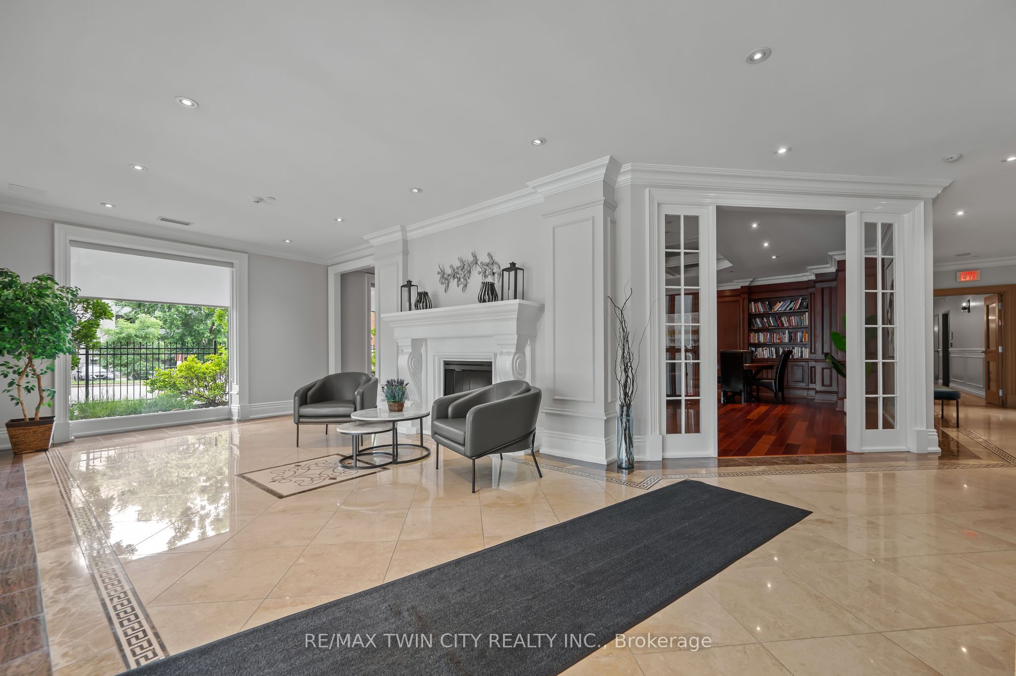 223 Erb Street W 704 Property Photo 5