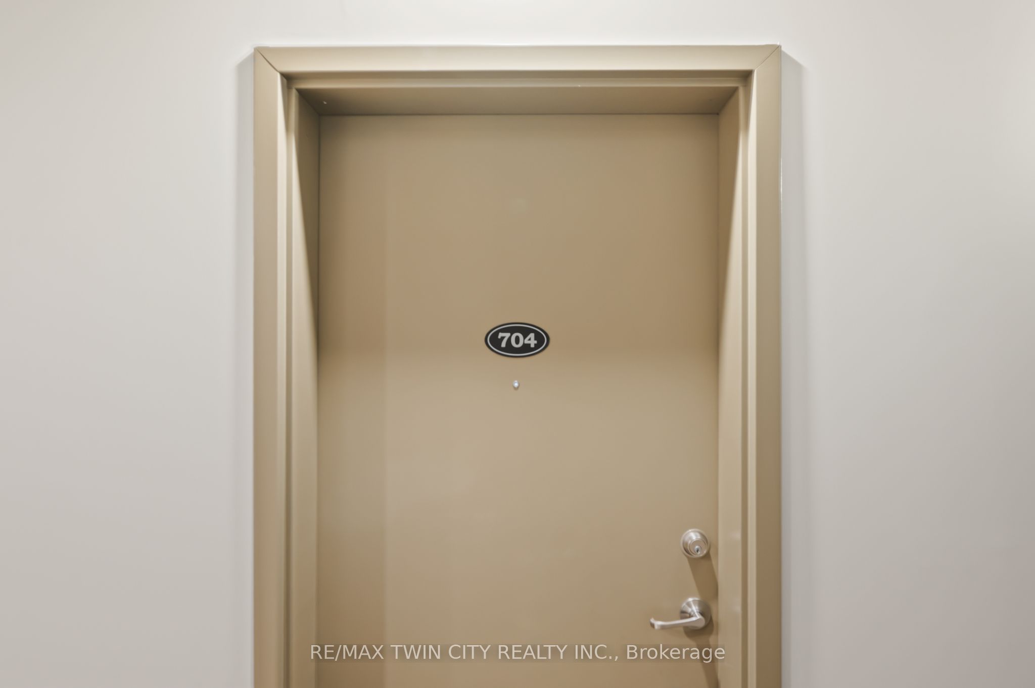 223 Erb Street W 704 Property Photo 7