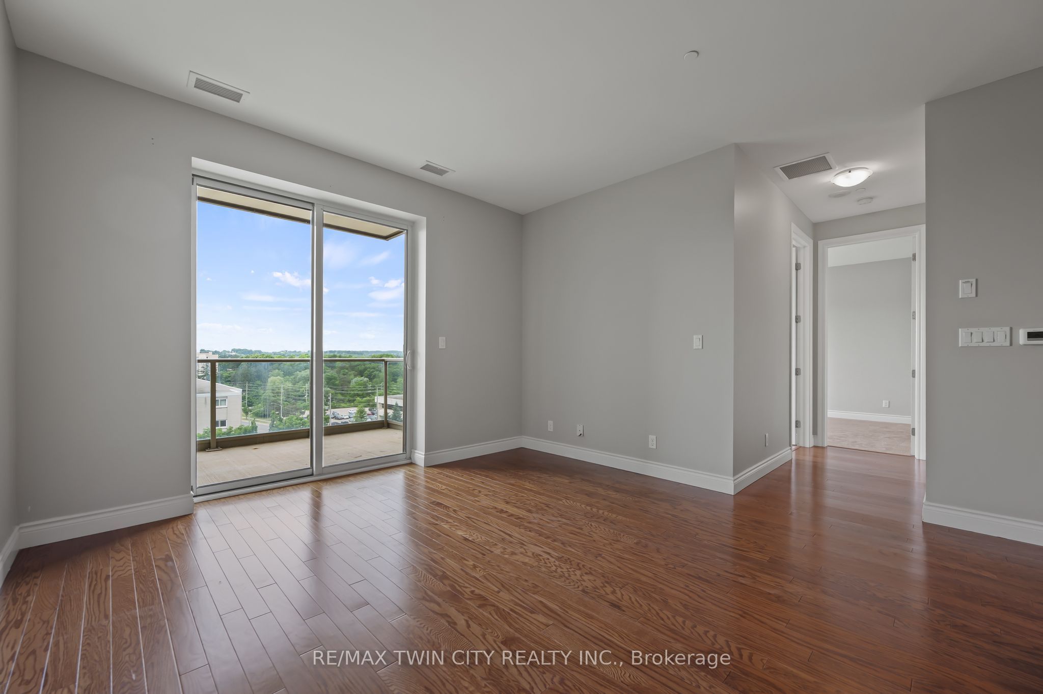 223 Erb Street W 704 Property Photo 17