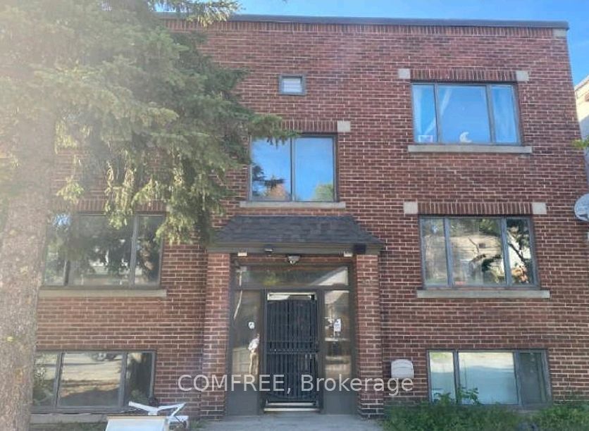 90 Riverside Drive Property Photo 1