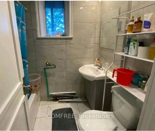90 Riverside Drive Property Photo 4