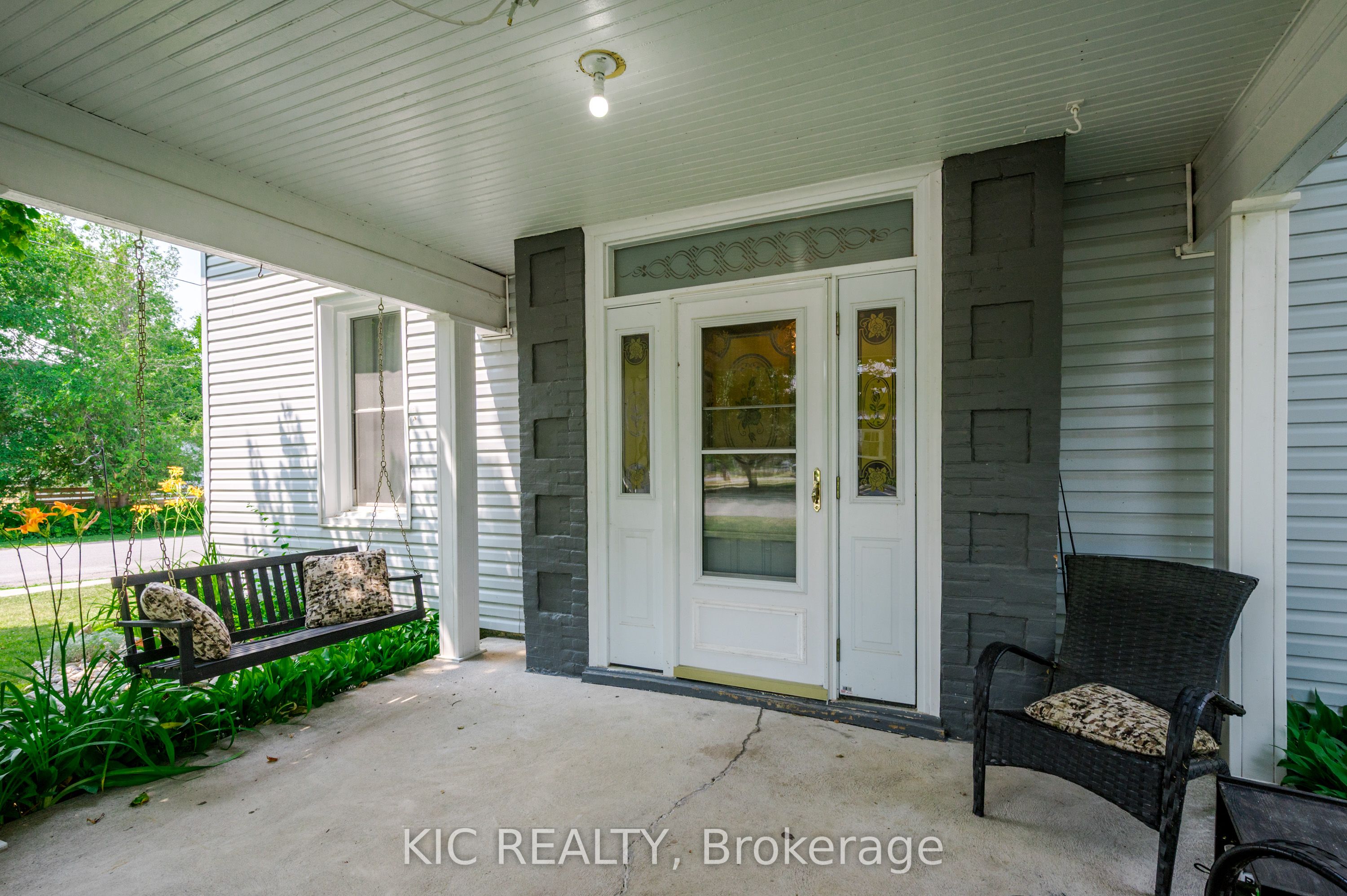 60 Queen Street Property Photo 5