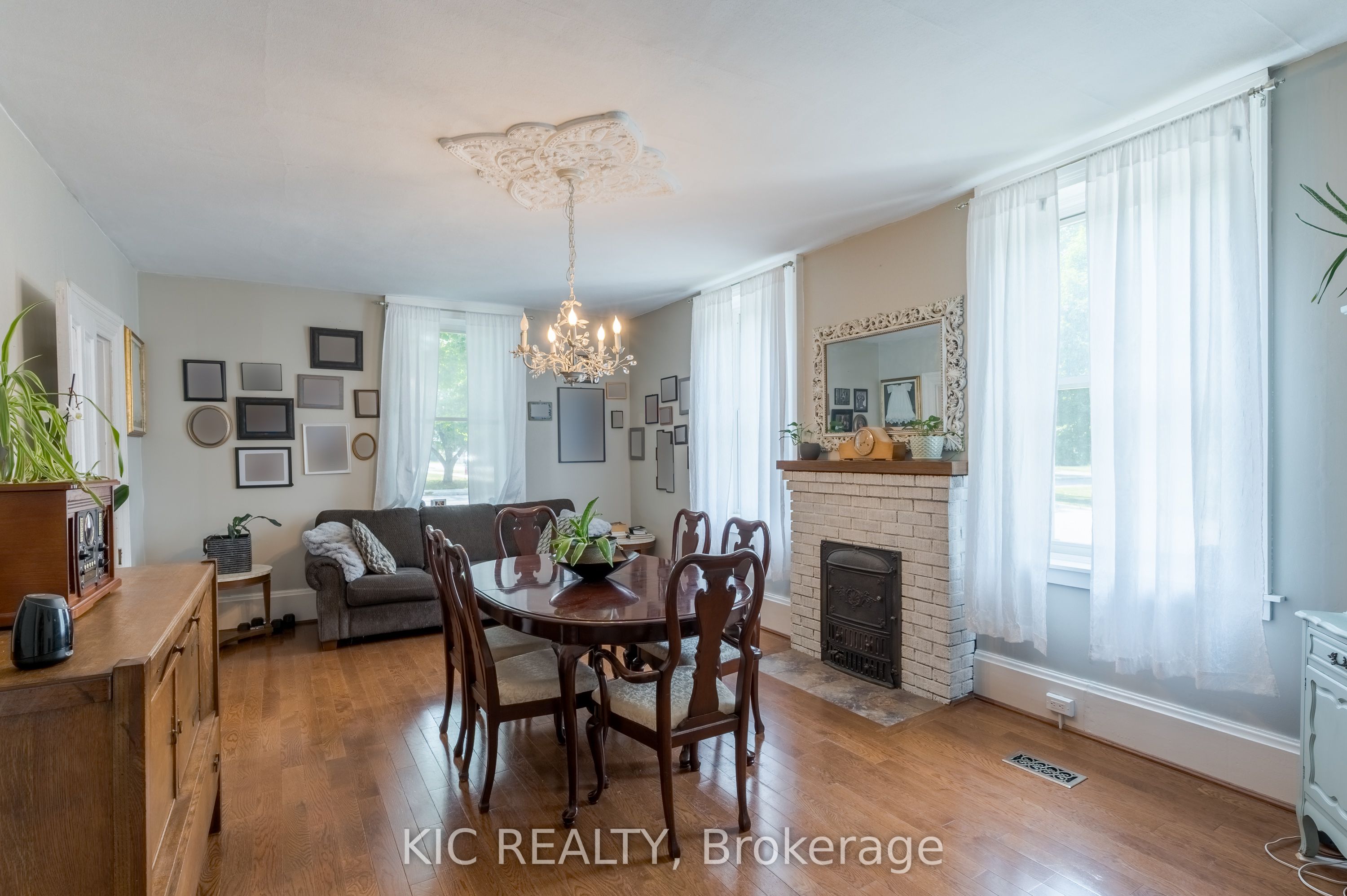 60 Queen Street Property Photo 14