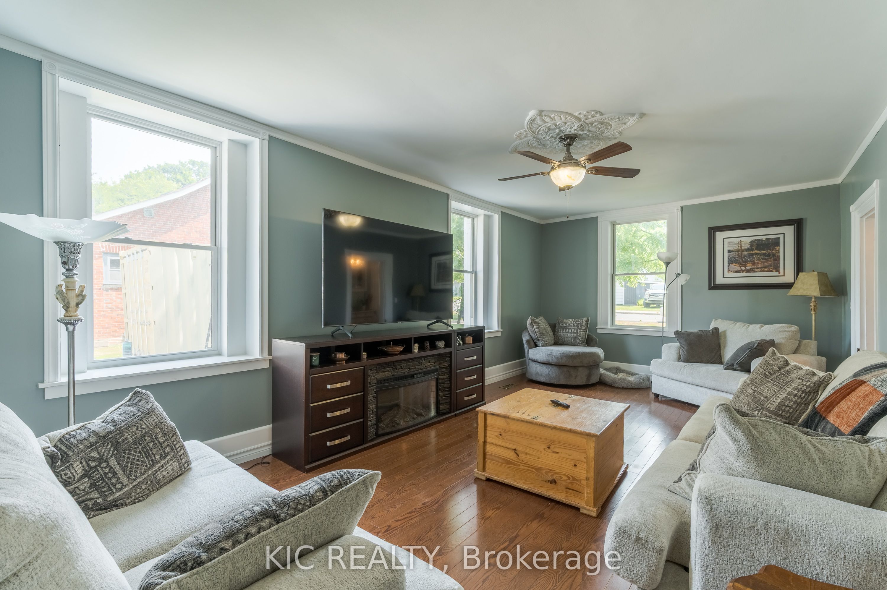 60 Queen Street Property Photo 18