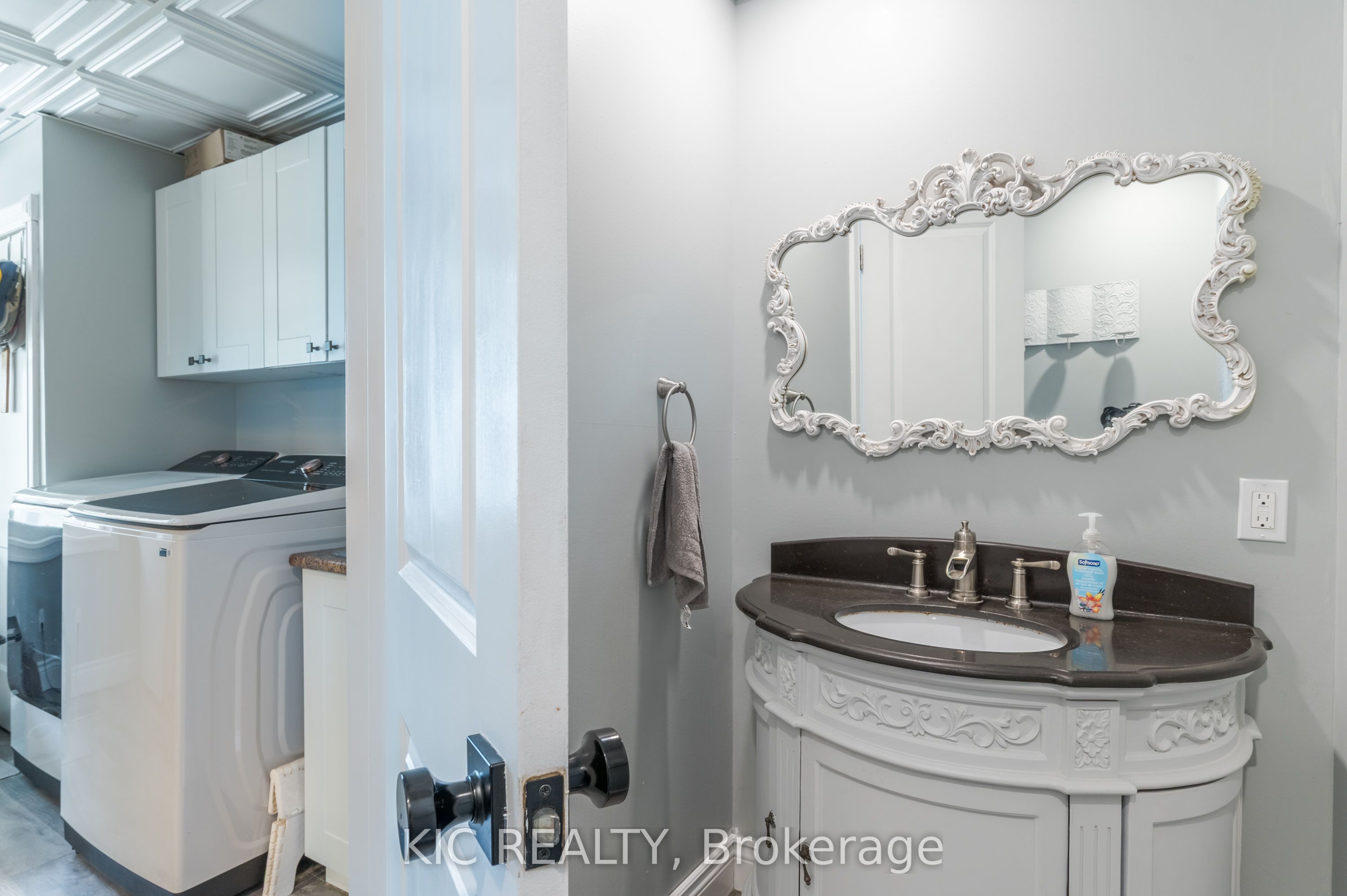 60 Queen Street Property Photo 20