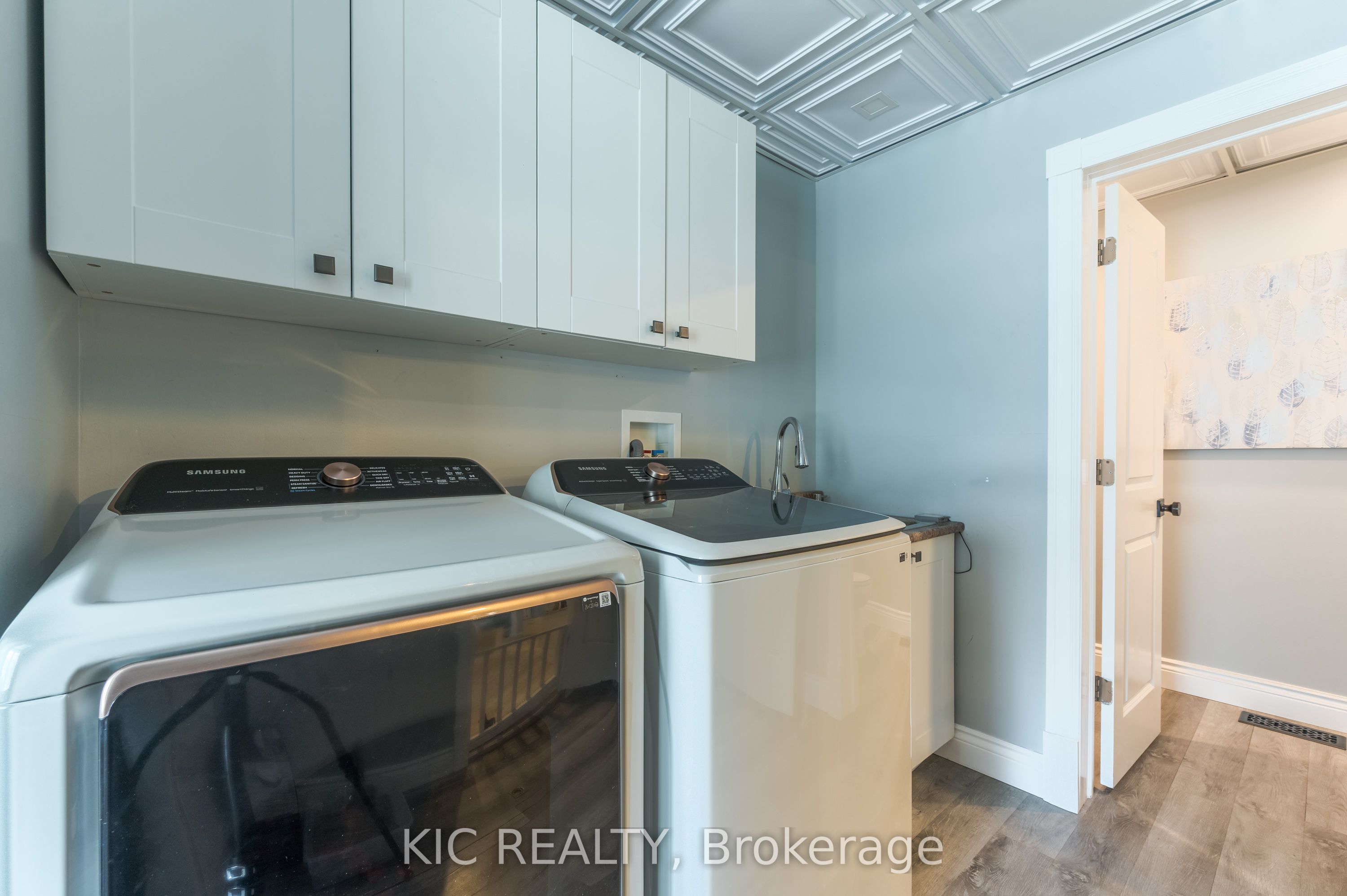 60 Queen Street Property Photo 21