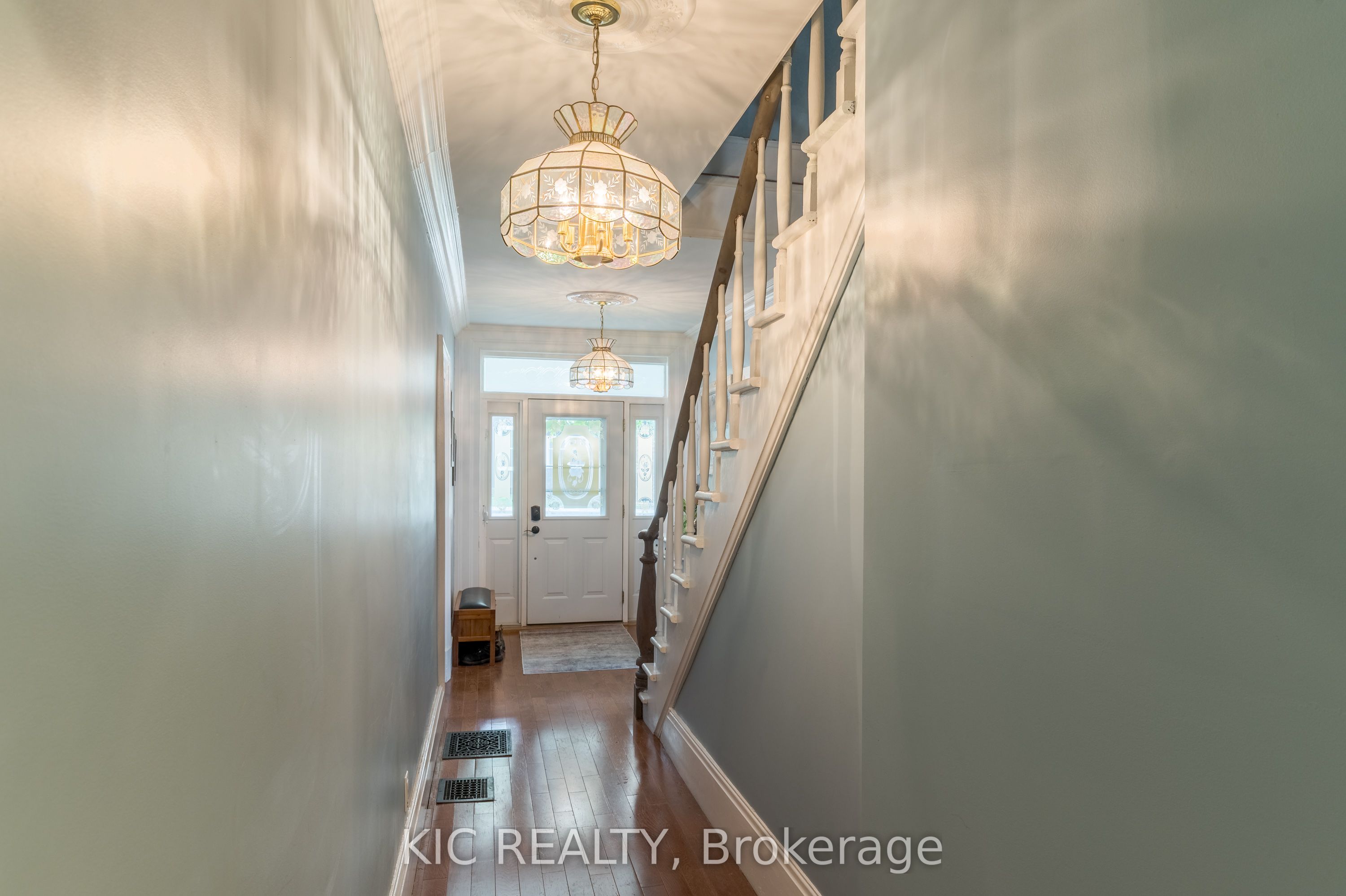60 Queen Street Property Photo 22