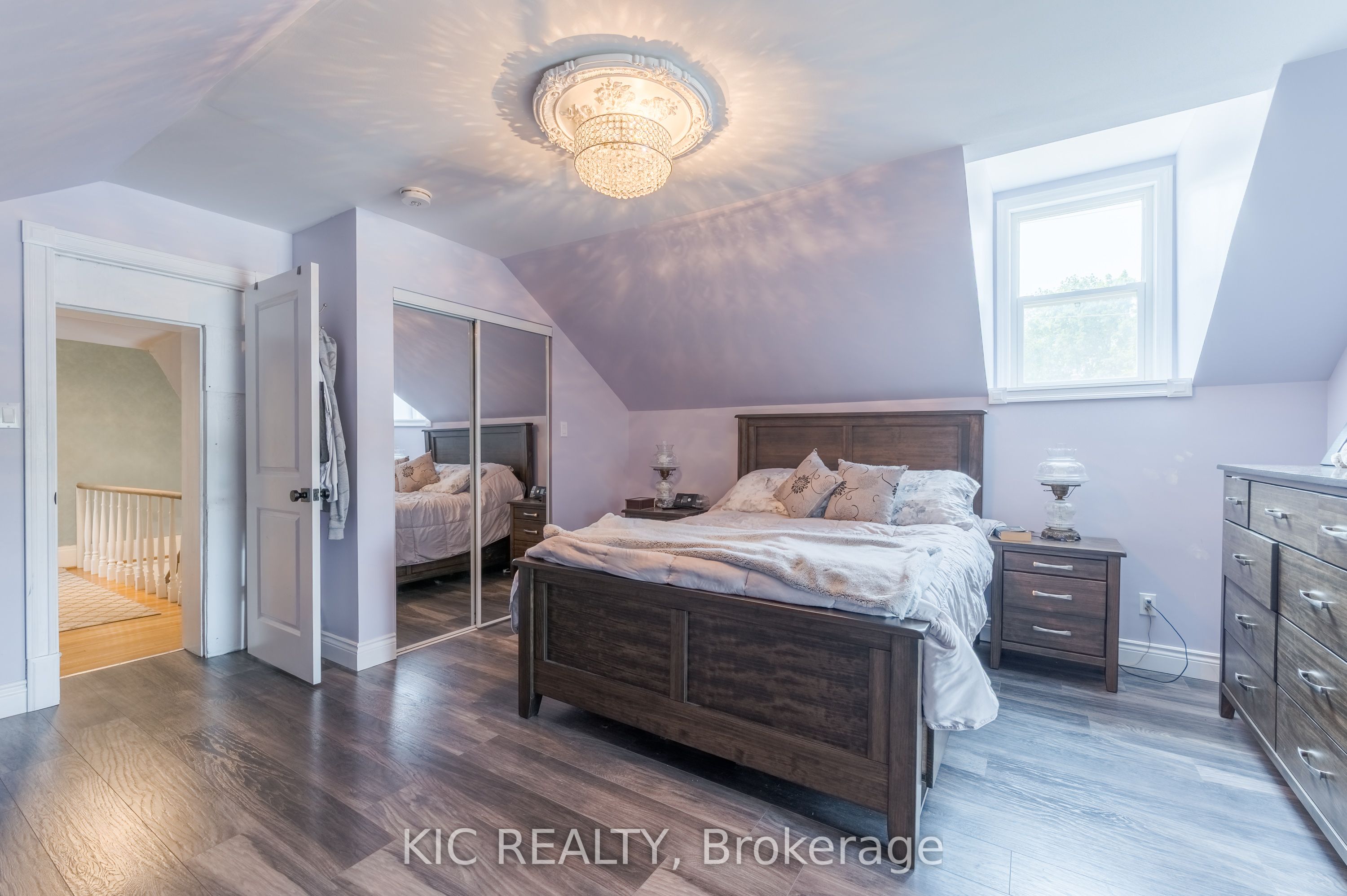 60 Queen Street Property Photo 31