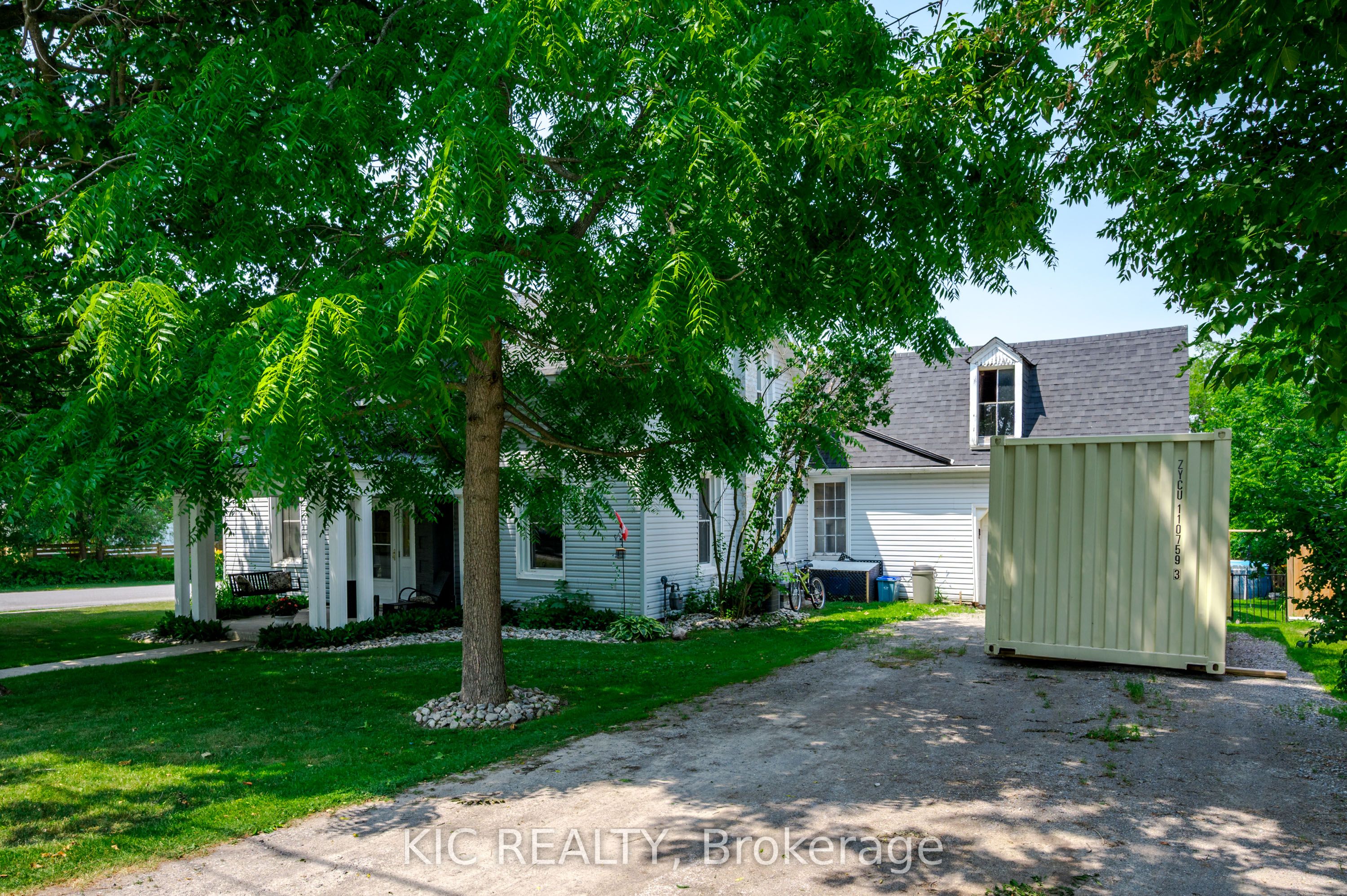 60 Queen Street Property Photo 45