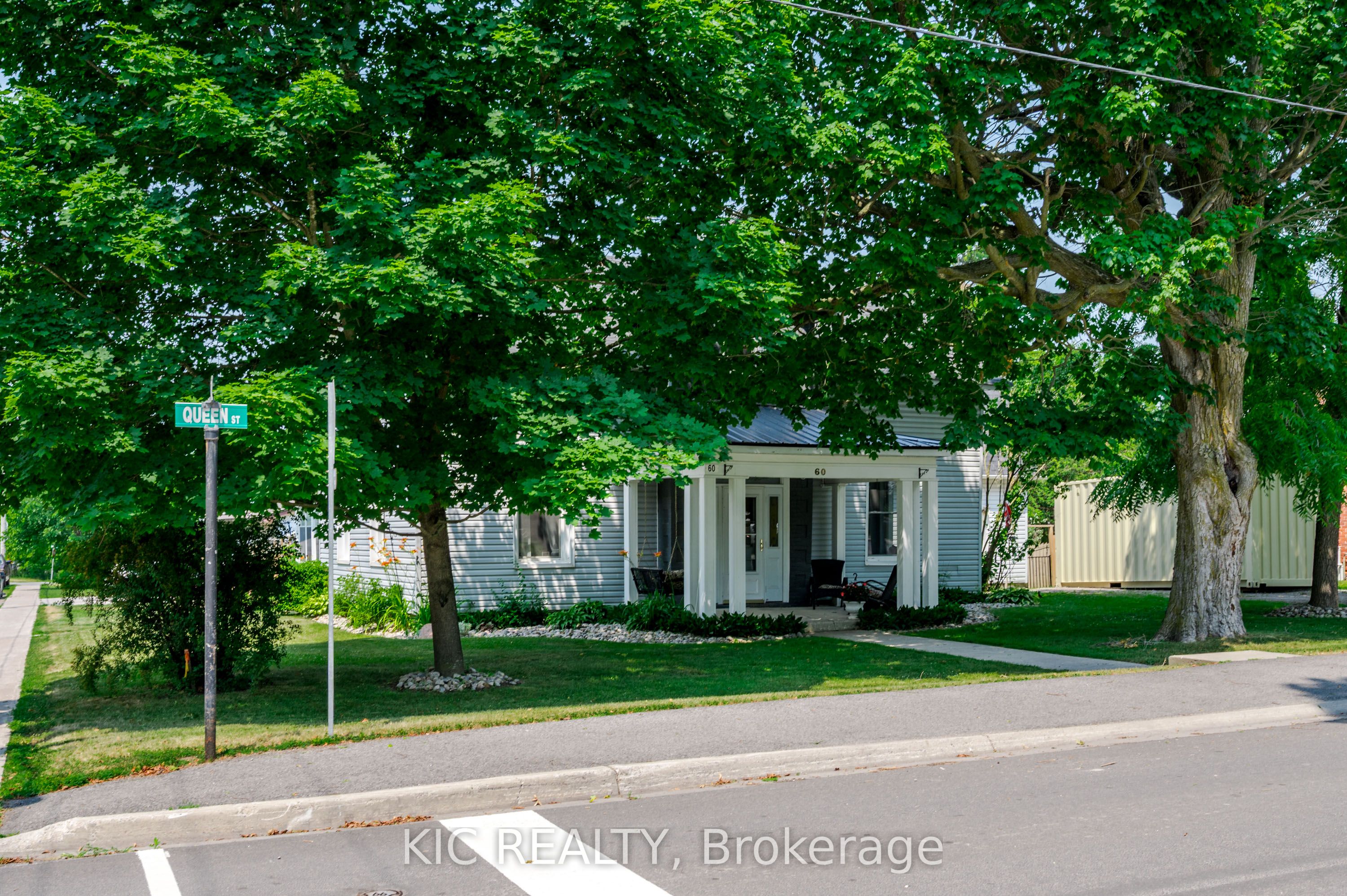60 Queen Street Property Photo 46