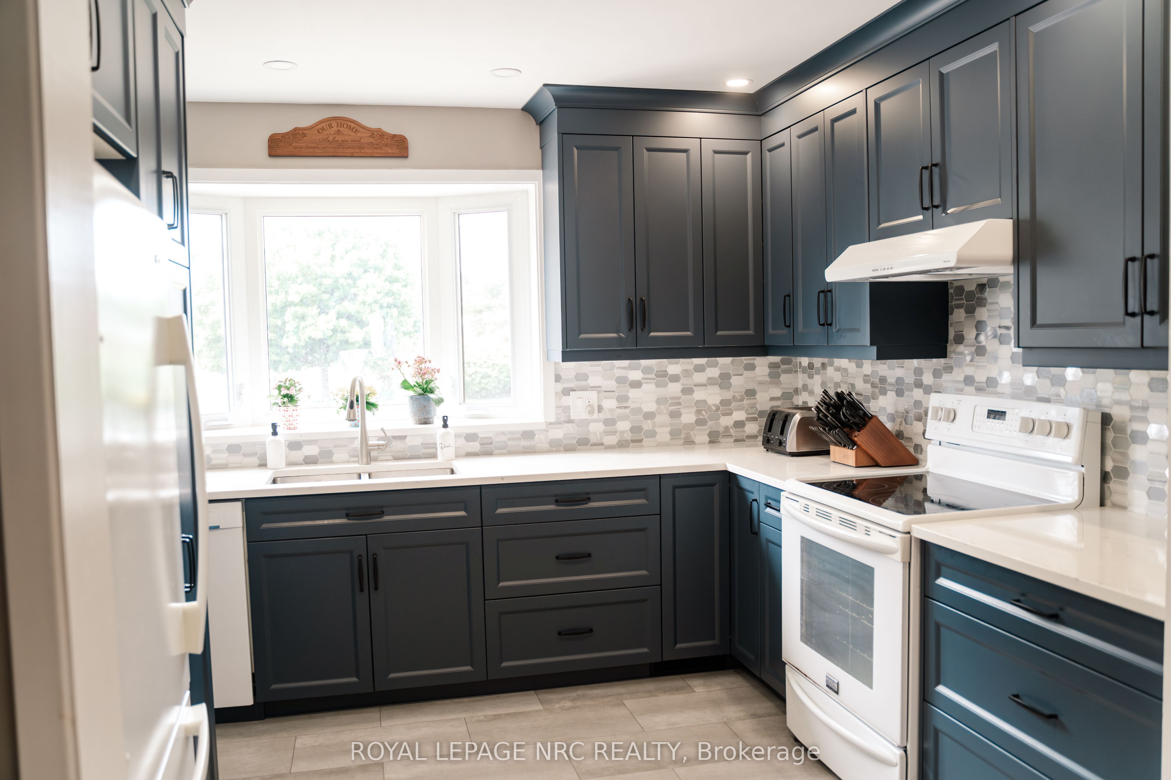 12 Mackie Street Property Photo 15