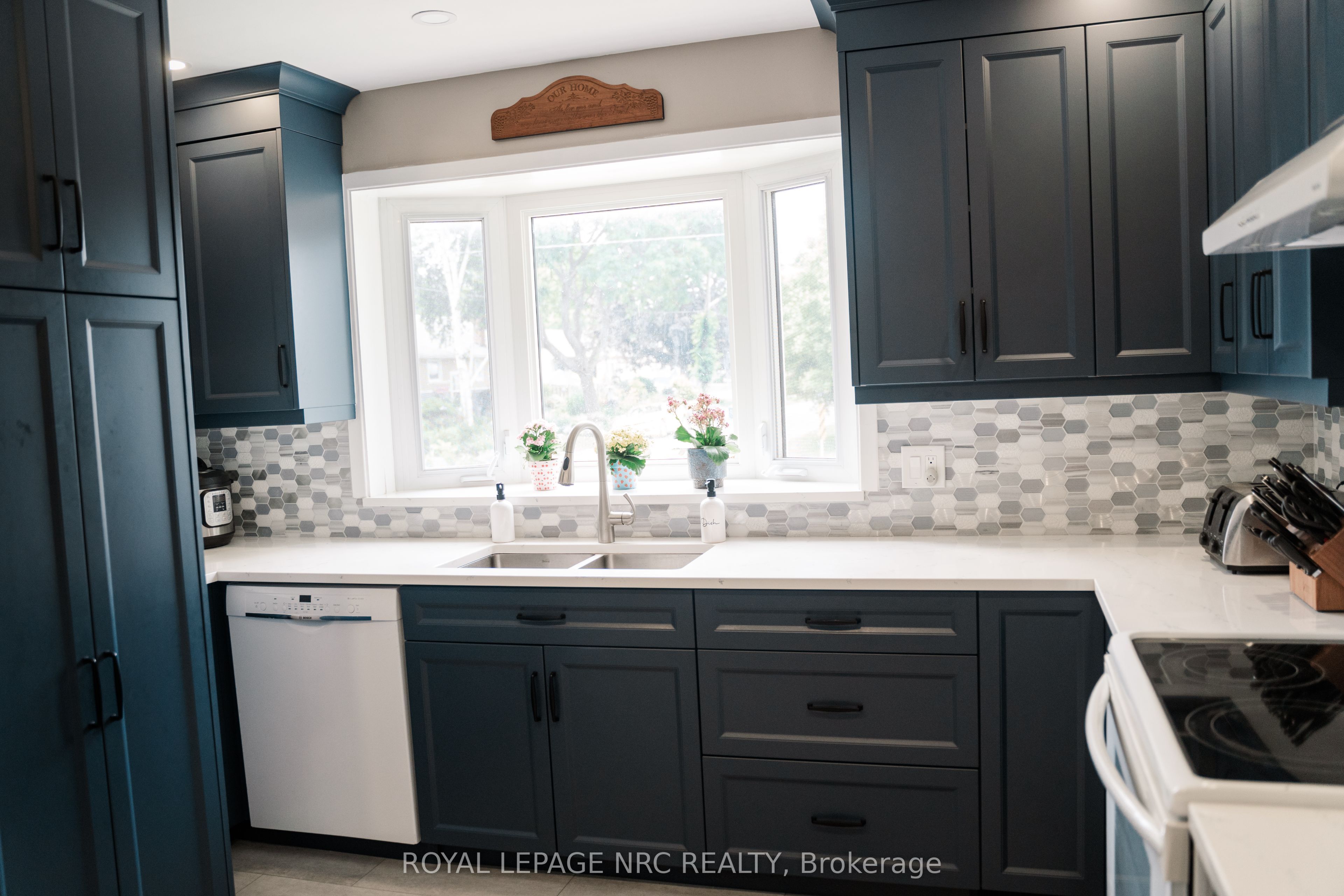 12 Mackie Street Property Photo 17