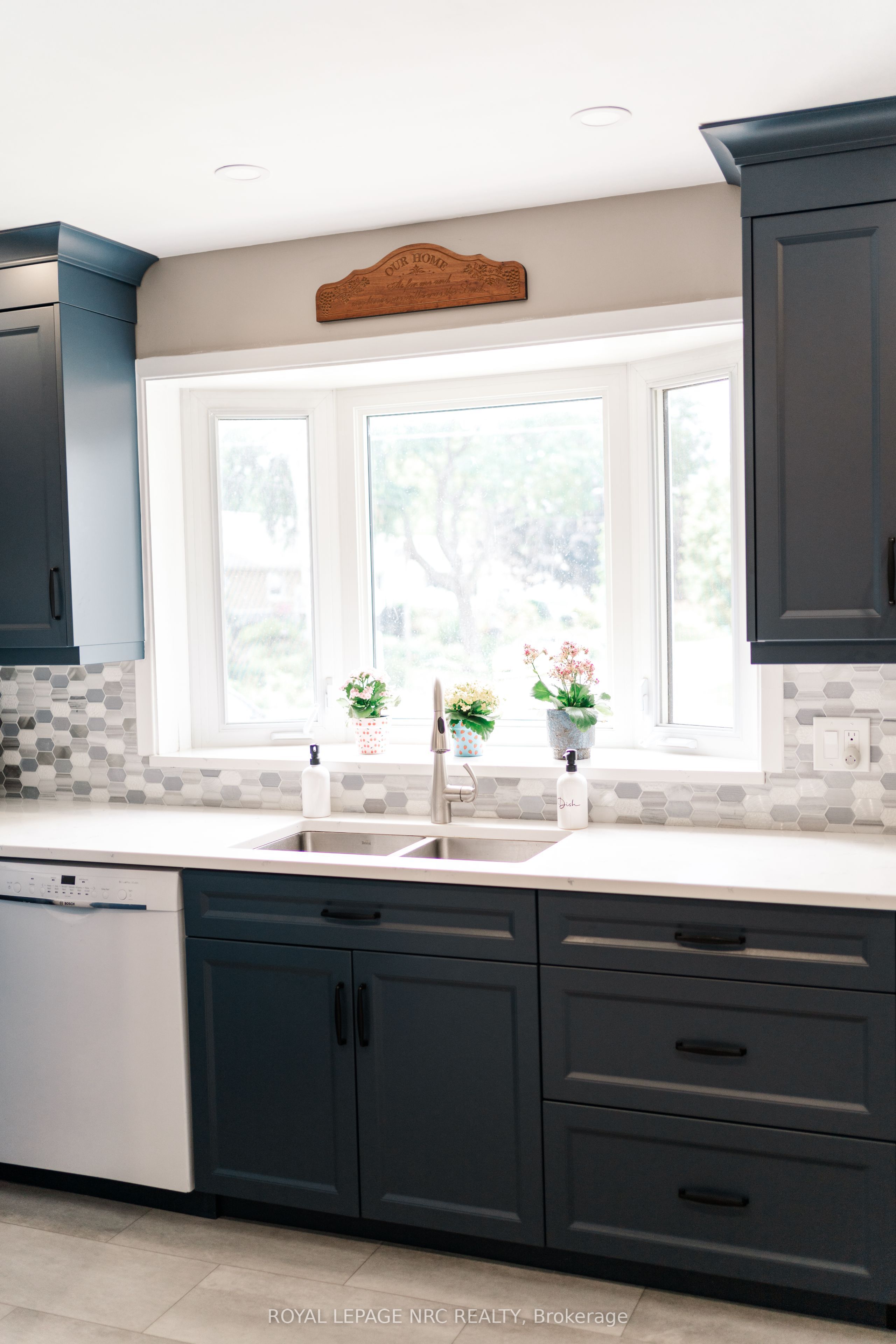 12 Mackie Street Property Photo 18