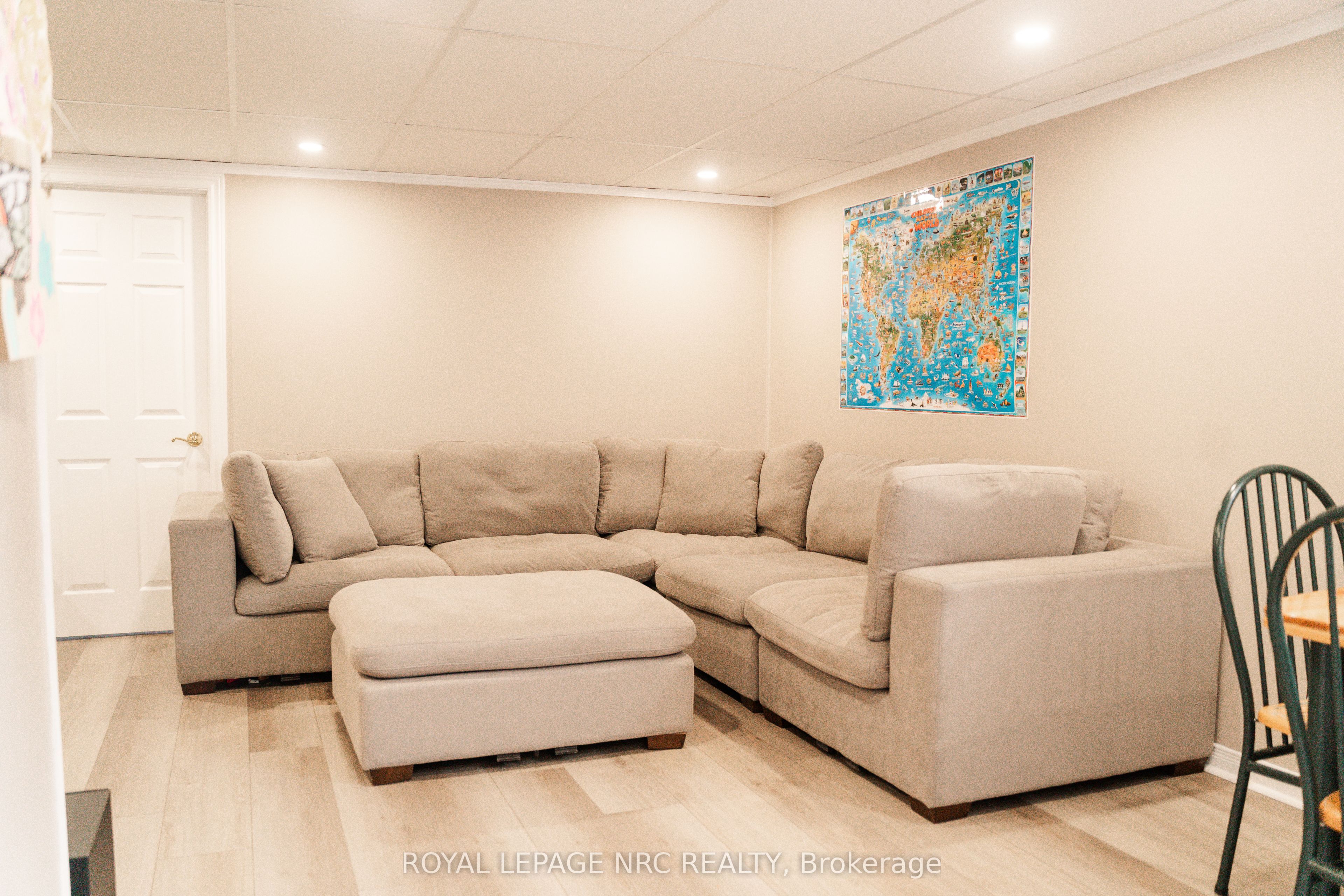 12 Mackie Street Property Photo 36