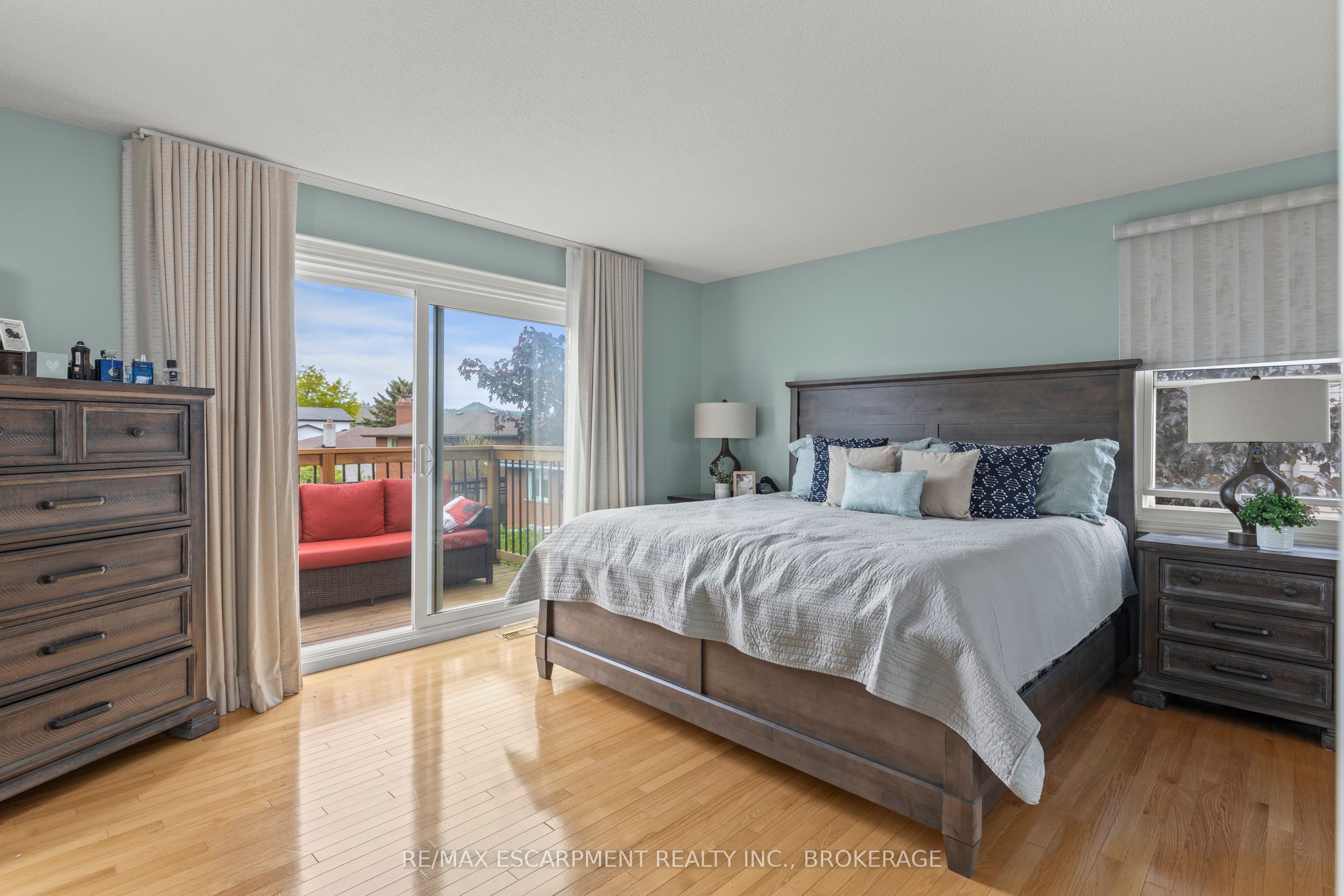 61 Seaton Place Drive Property Photo 16