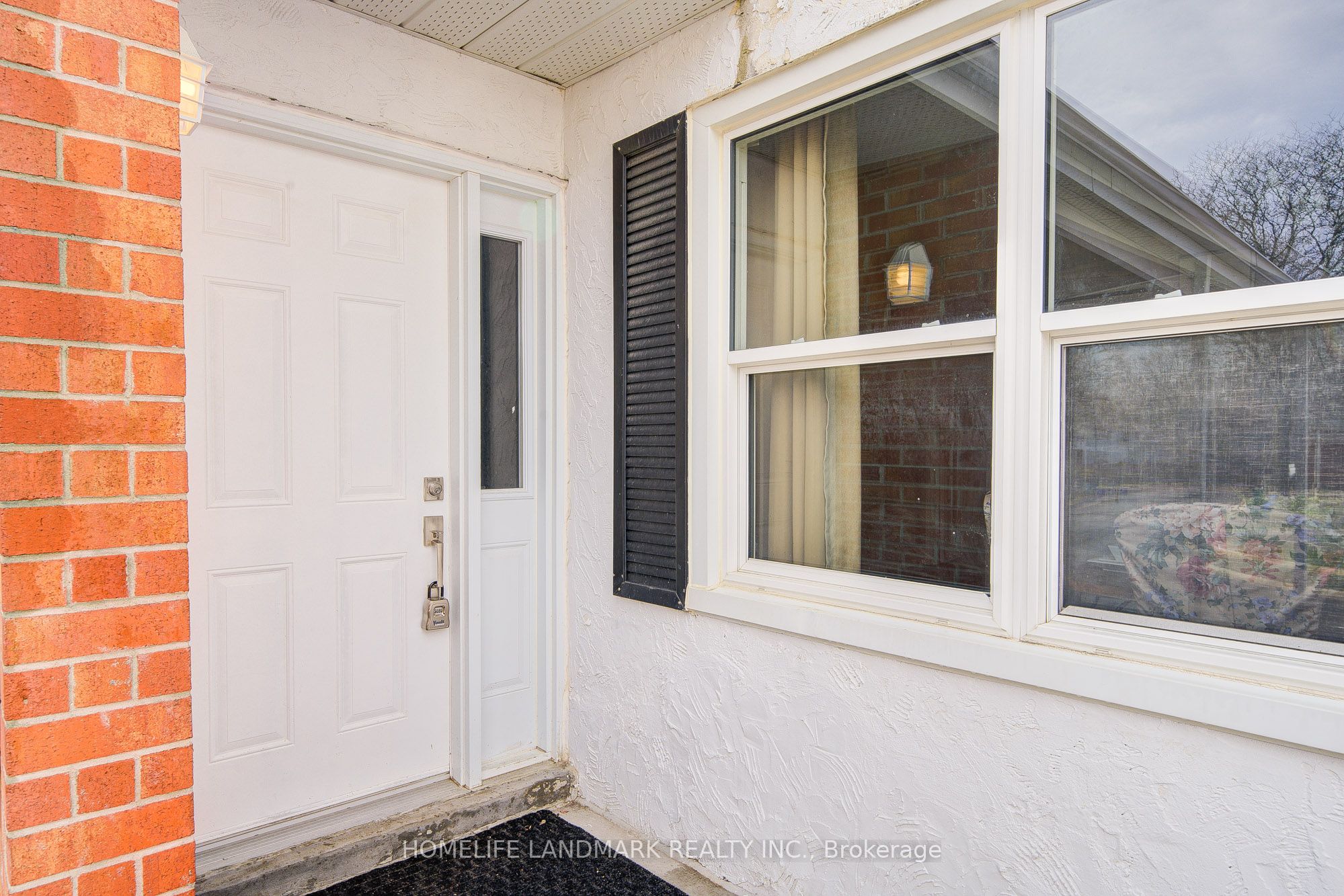 401 Keats Way 2 Property Photo 3