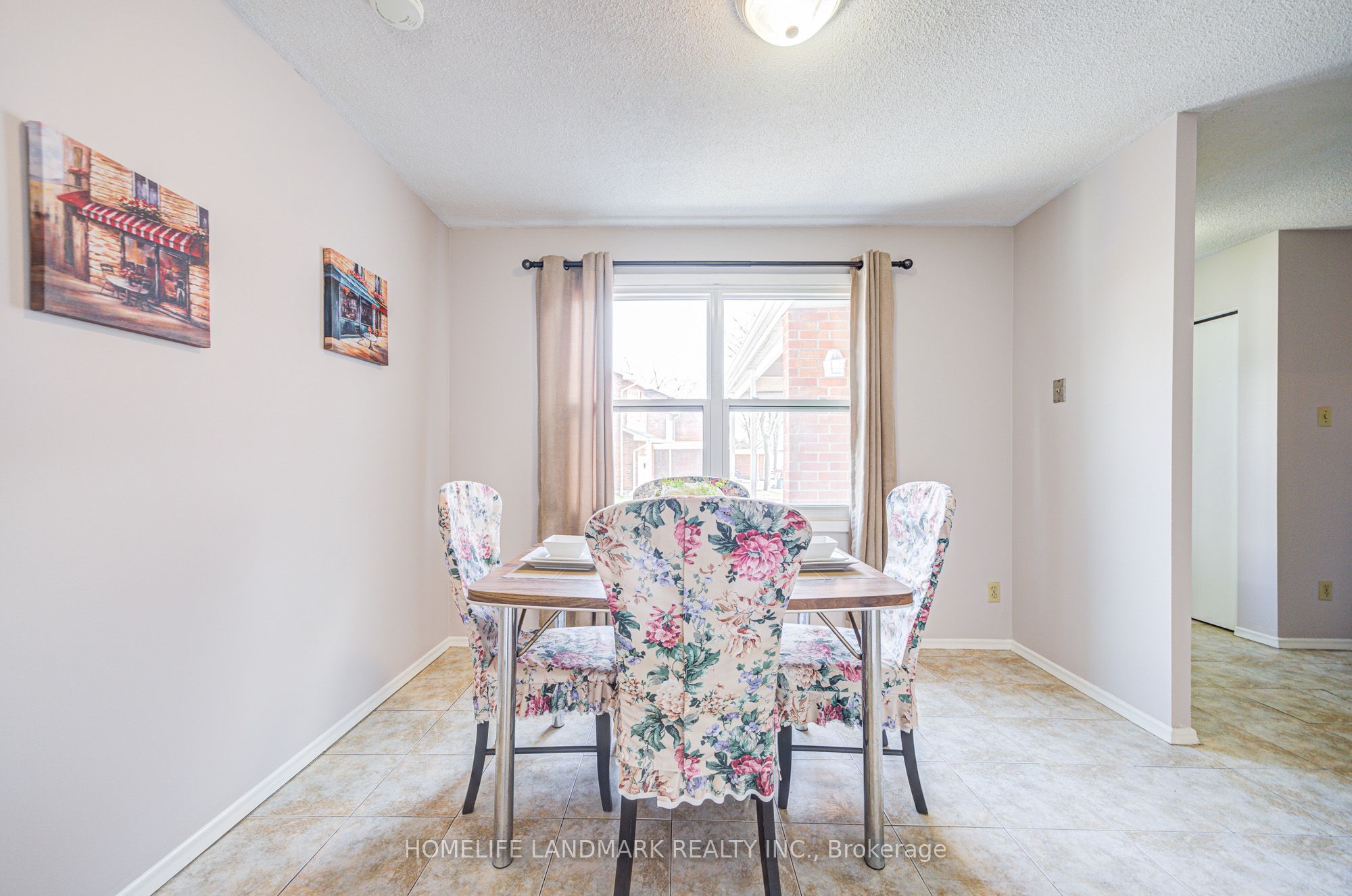 401 Keats Way 2 Property Photo 13