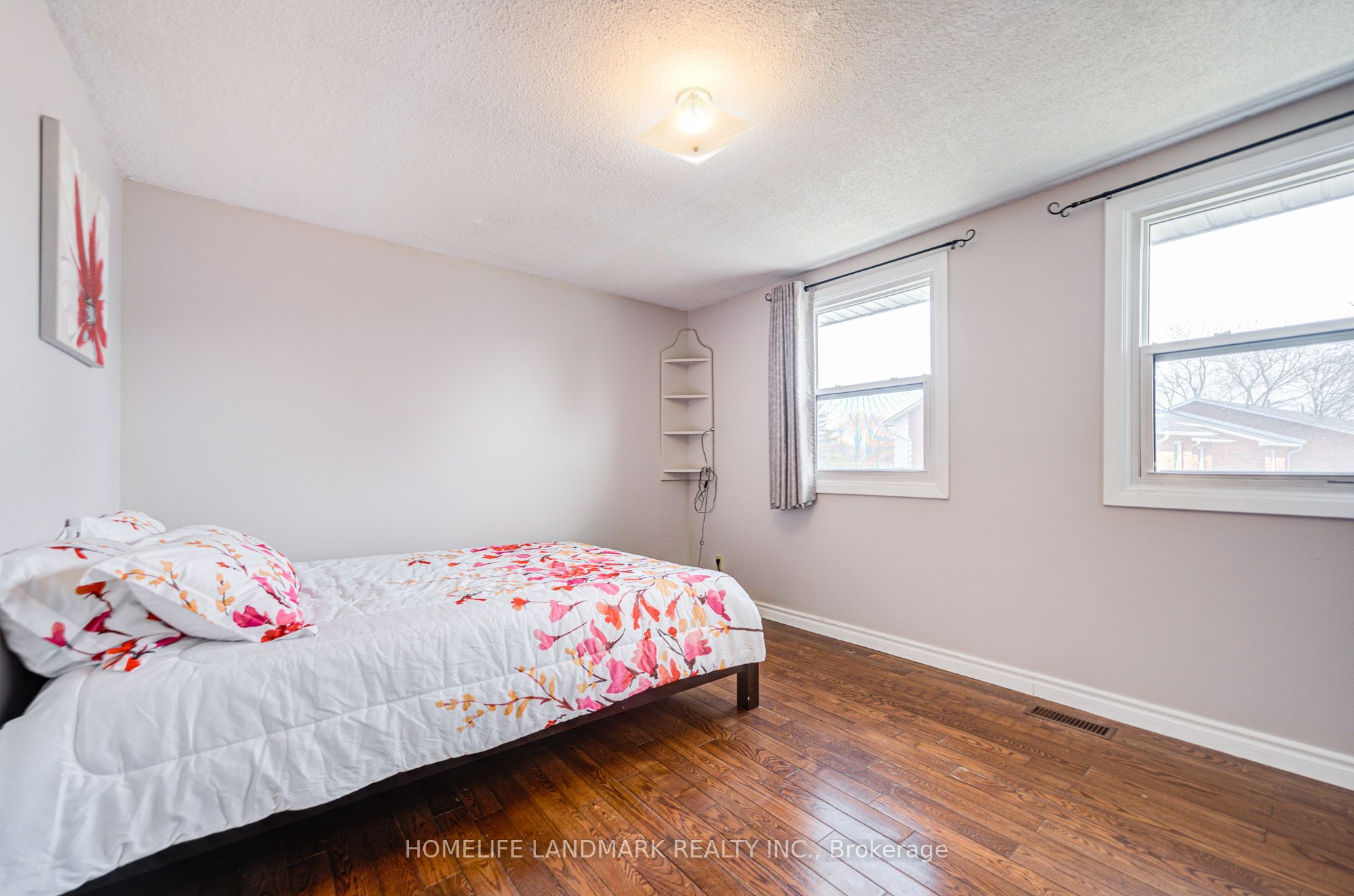 401 Keats Way 2 Property Photo 27