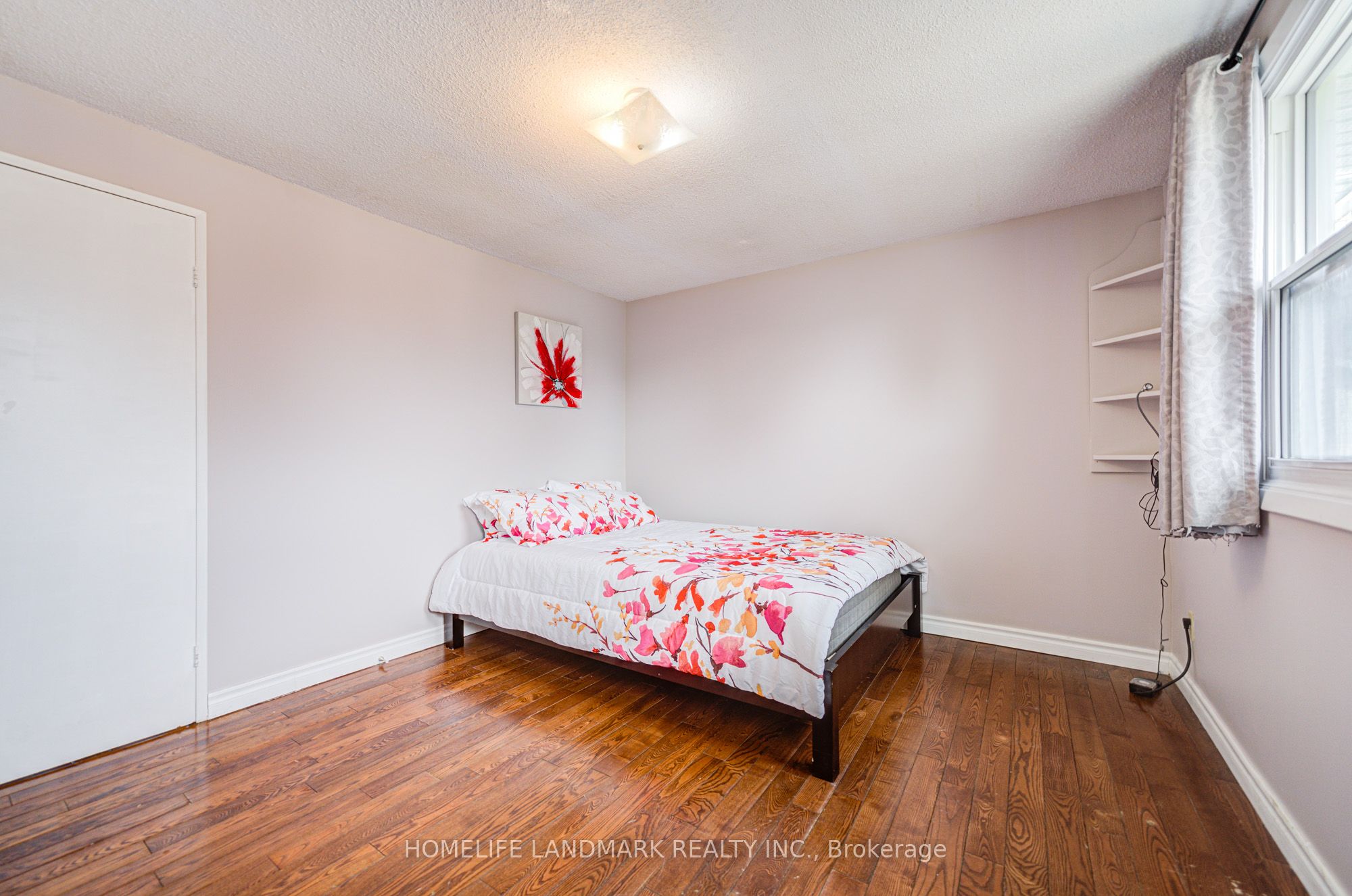 401 Keats Way 2 Property Photo 28