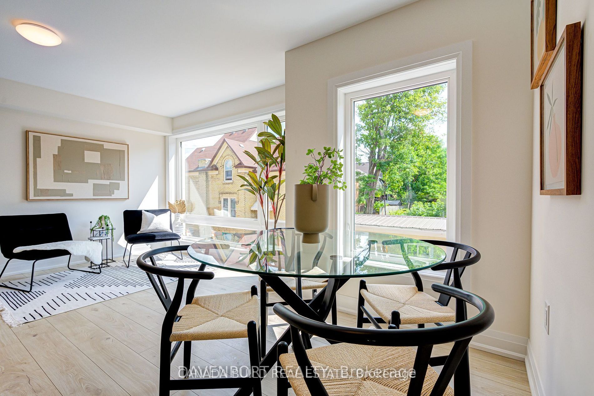 183 Victoria Street N 2 Property Photo 6