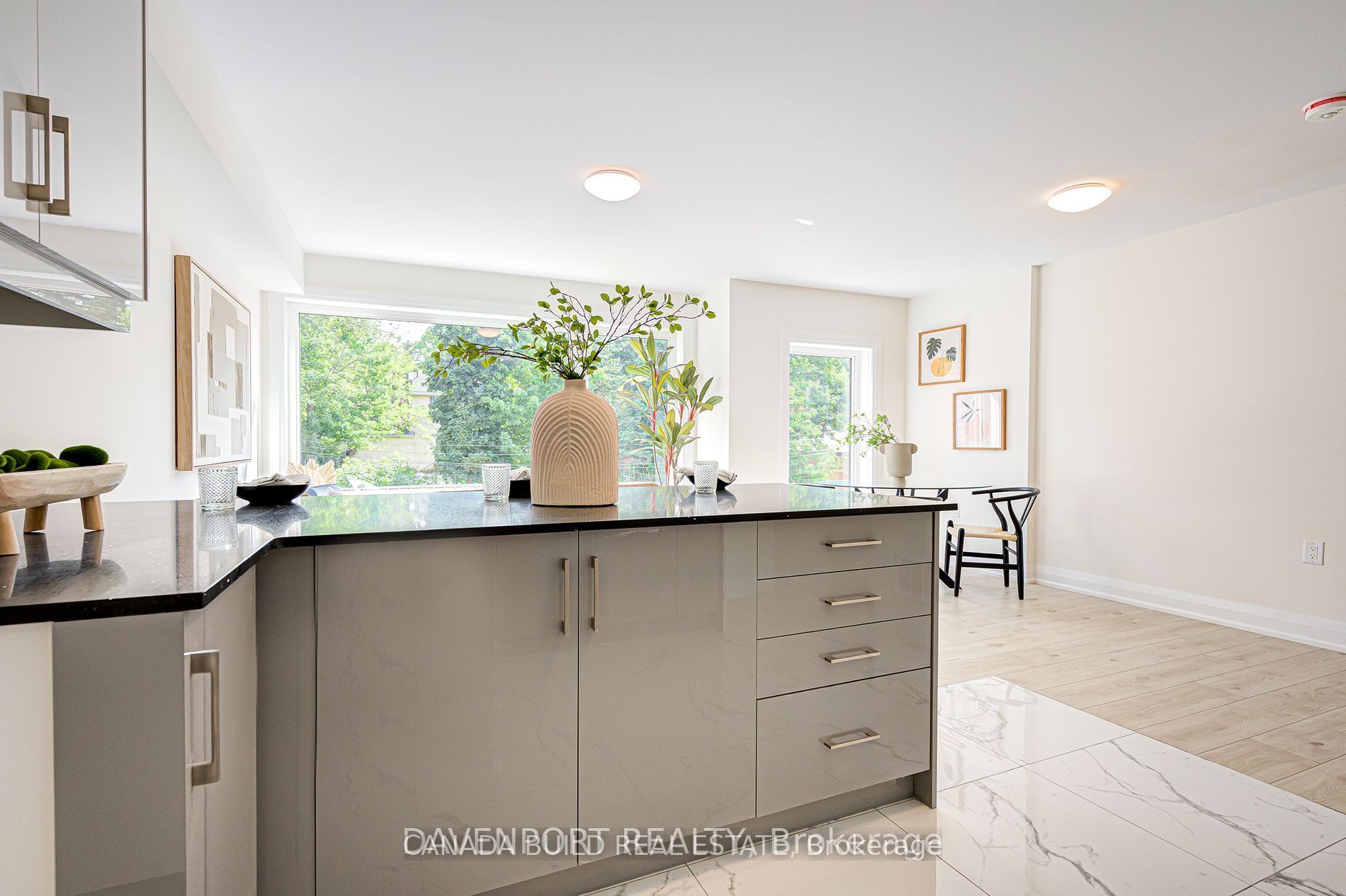 183 Victoria Street N 2 Property Photo 10