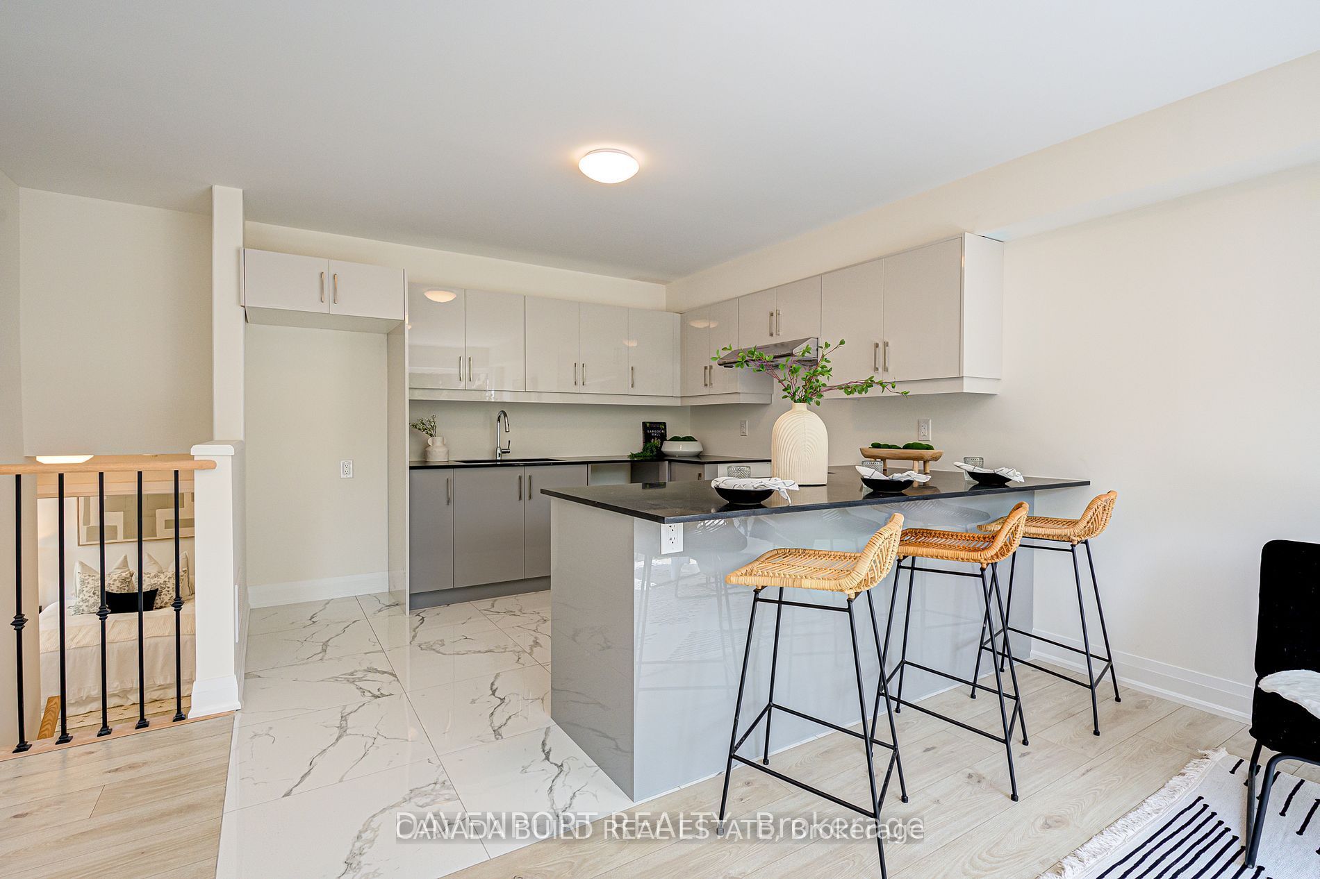 183 Victoria Street N 2 Property Photo 14