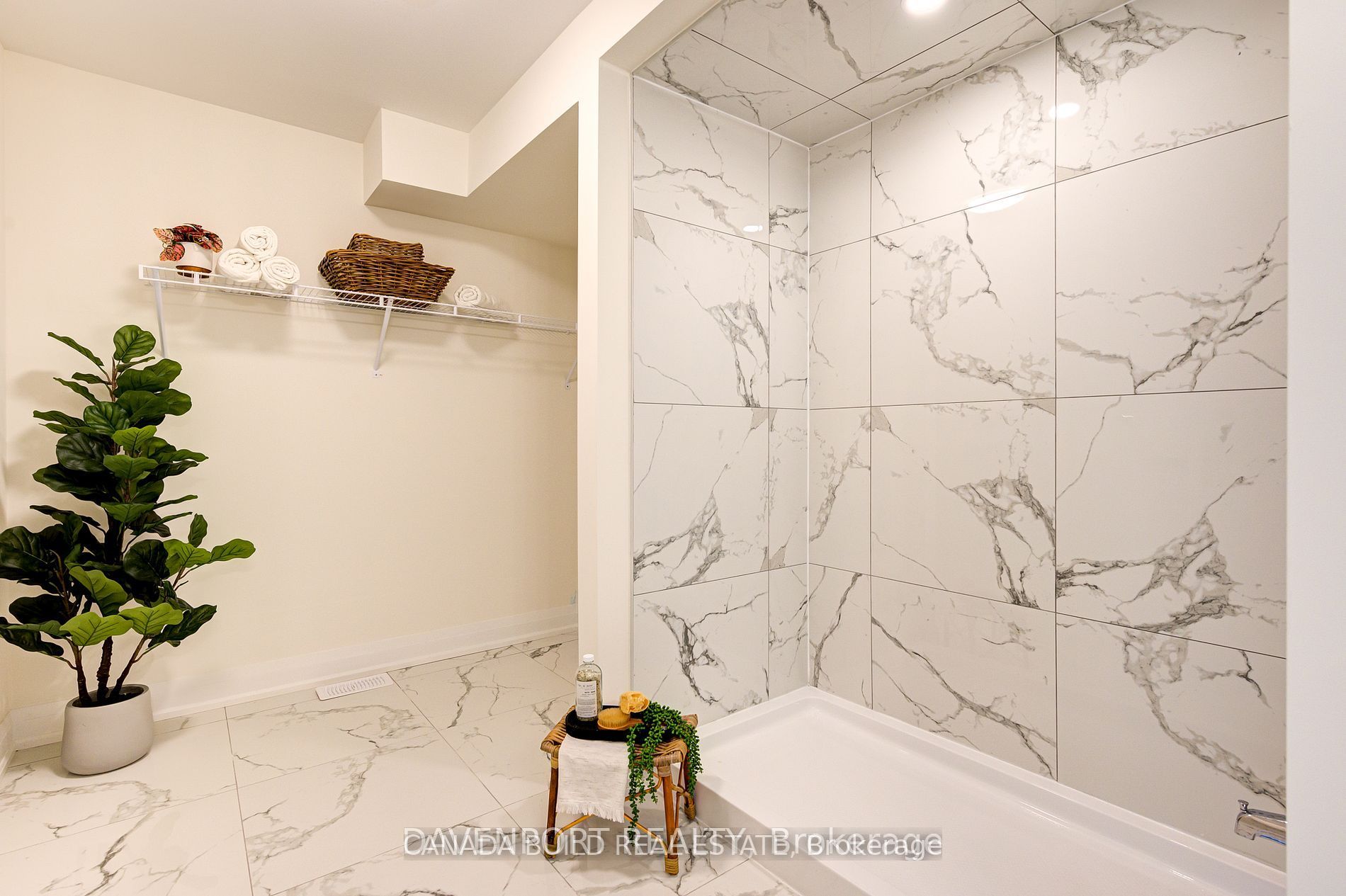 183 Victoria Street N 2 Property Photo 16