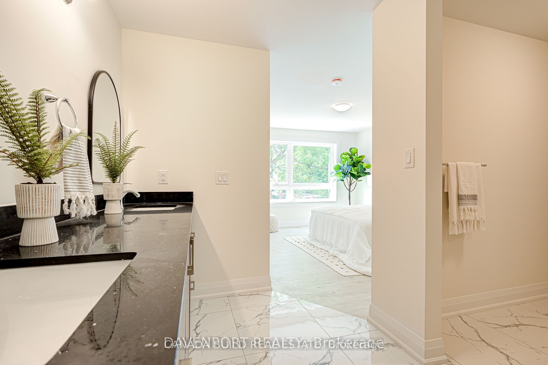 183 Victoria Street N 2 Property Photo 17