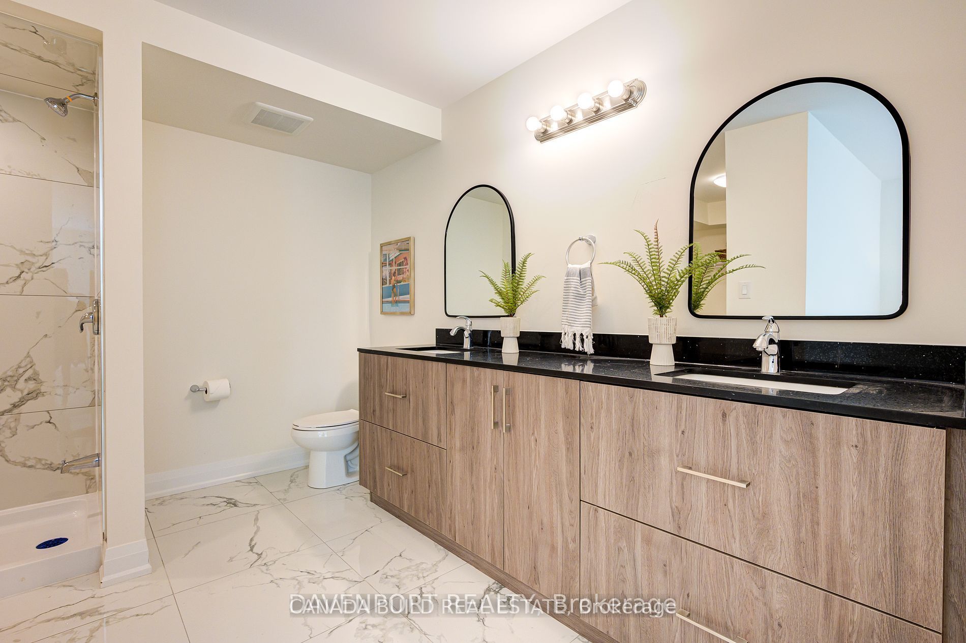 183 Victoria Street N 2 Property Photo 18