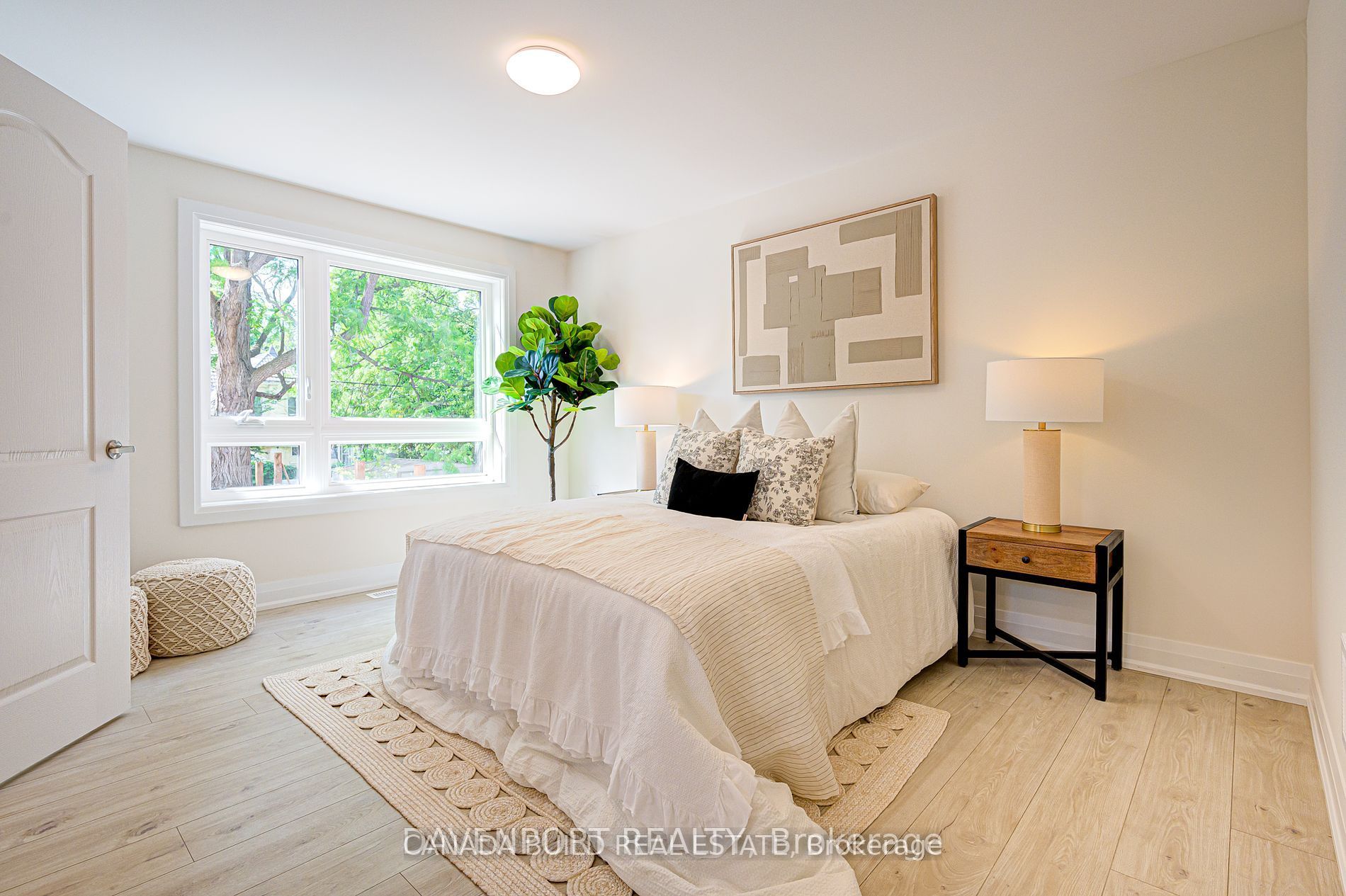 183 Victoria Street N 2 Property Photo 23