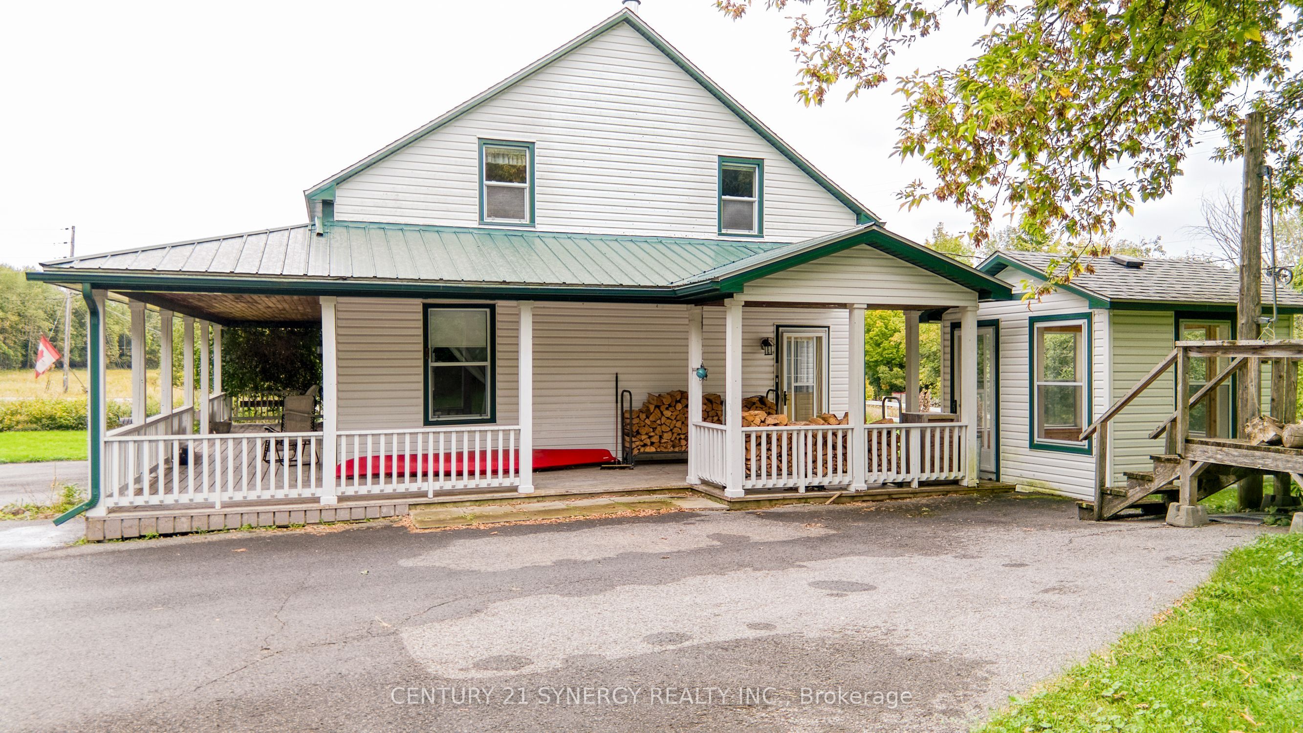 4237 Watson's Corners Road Property Photo 1