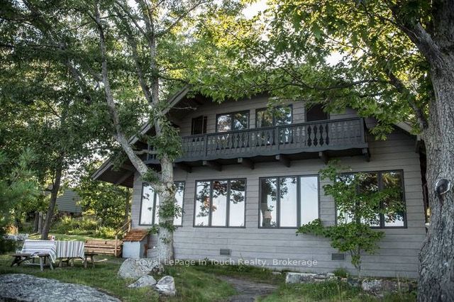 B415 Bernyk Island E Property Photo 1