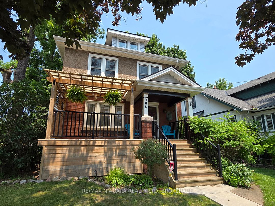 265 Clarence Street Property Photo 1