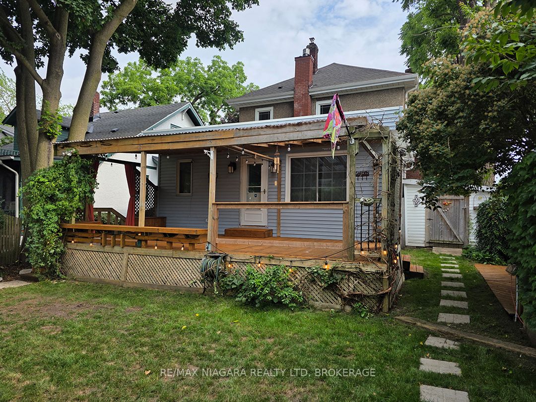 265 Clarence Street Property Photo 2