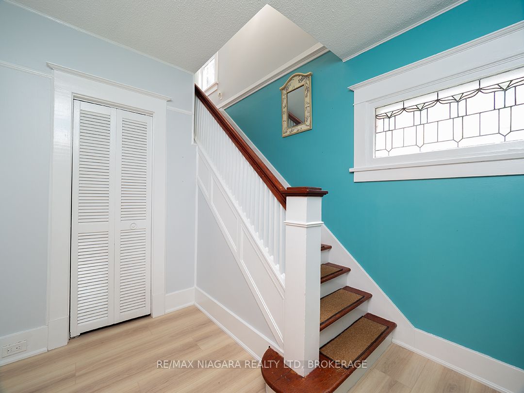 265 Clarence Street Property Photo 4