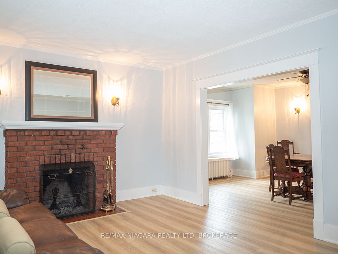 265 Clarence Street Property Photo 7