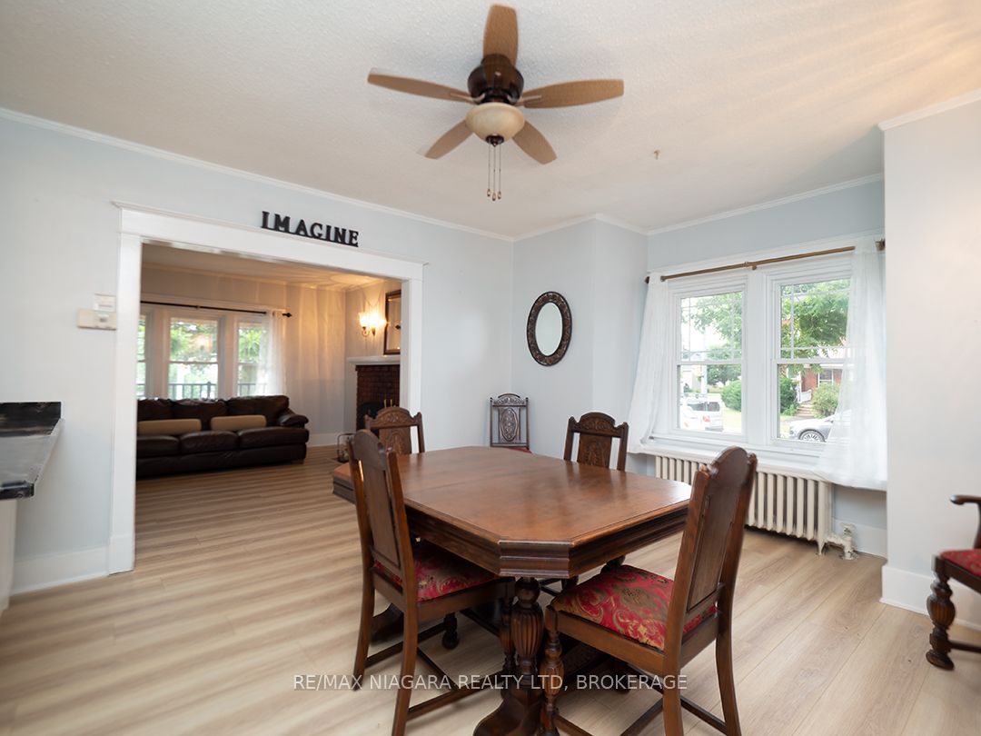 265 Clarence Street Property Photo 8