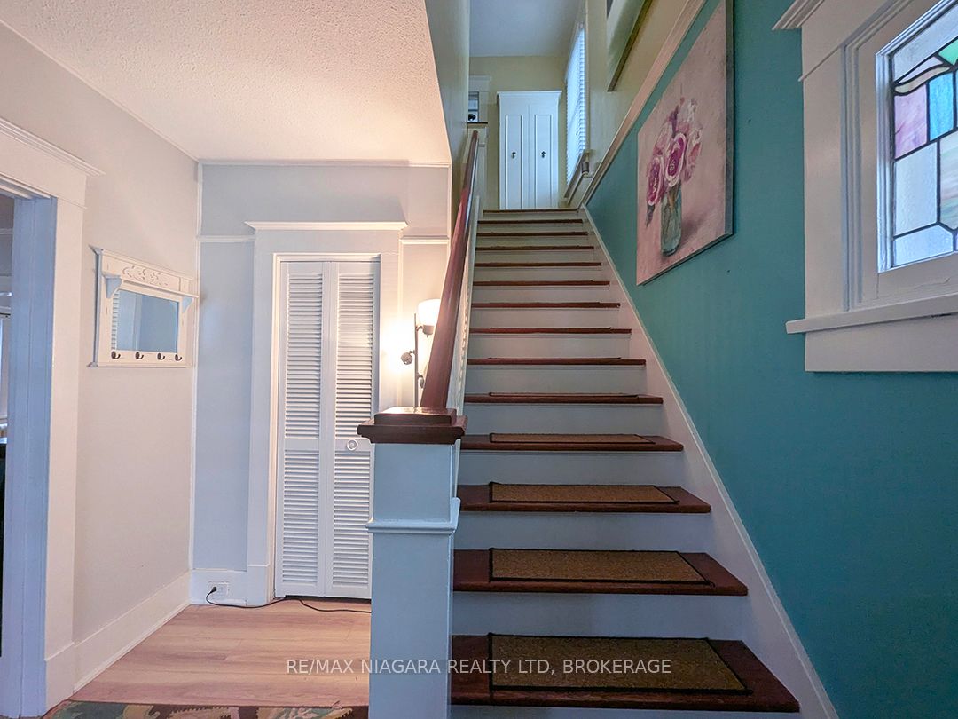 265 Clarence Street Property Photo 18