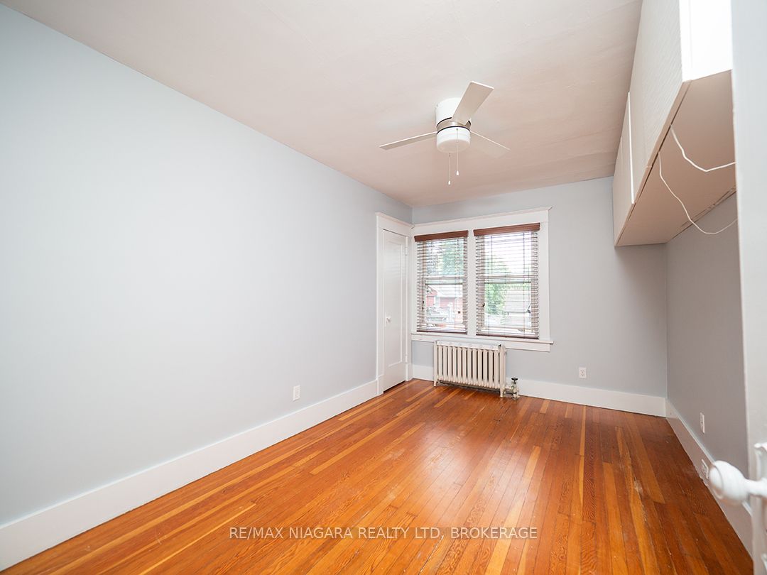 265 Clarence Street Property Photo 24
